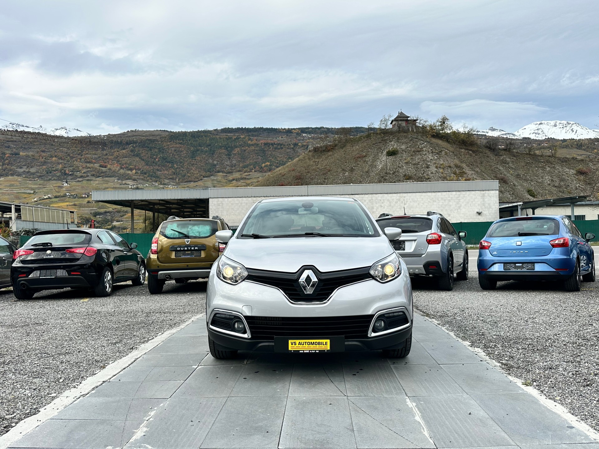 RENAULT Captur 1.2 T 16V Privilège EDC-image-2