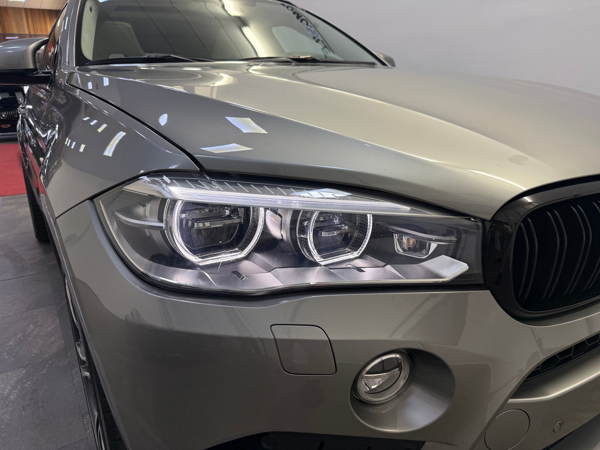 BMW X6M Steptronic-image-10