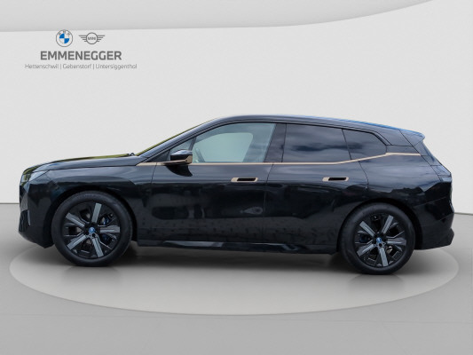 BMW iX xDrive40 Launch Ed.-image-1
