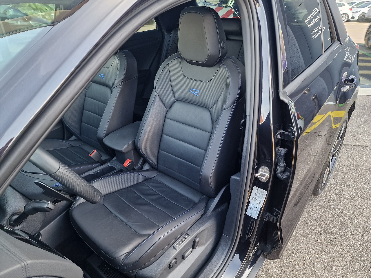 VW T-Roc 2.0 TSI R DSG 4Motion-image-10