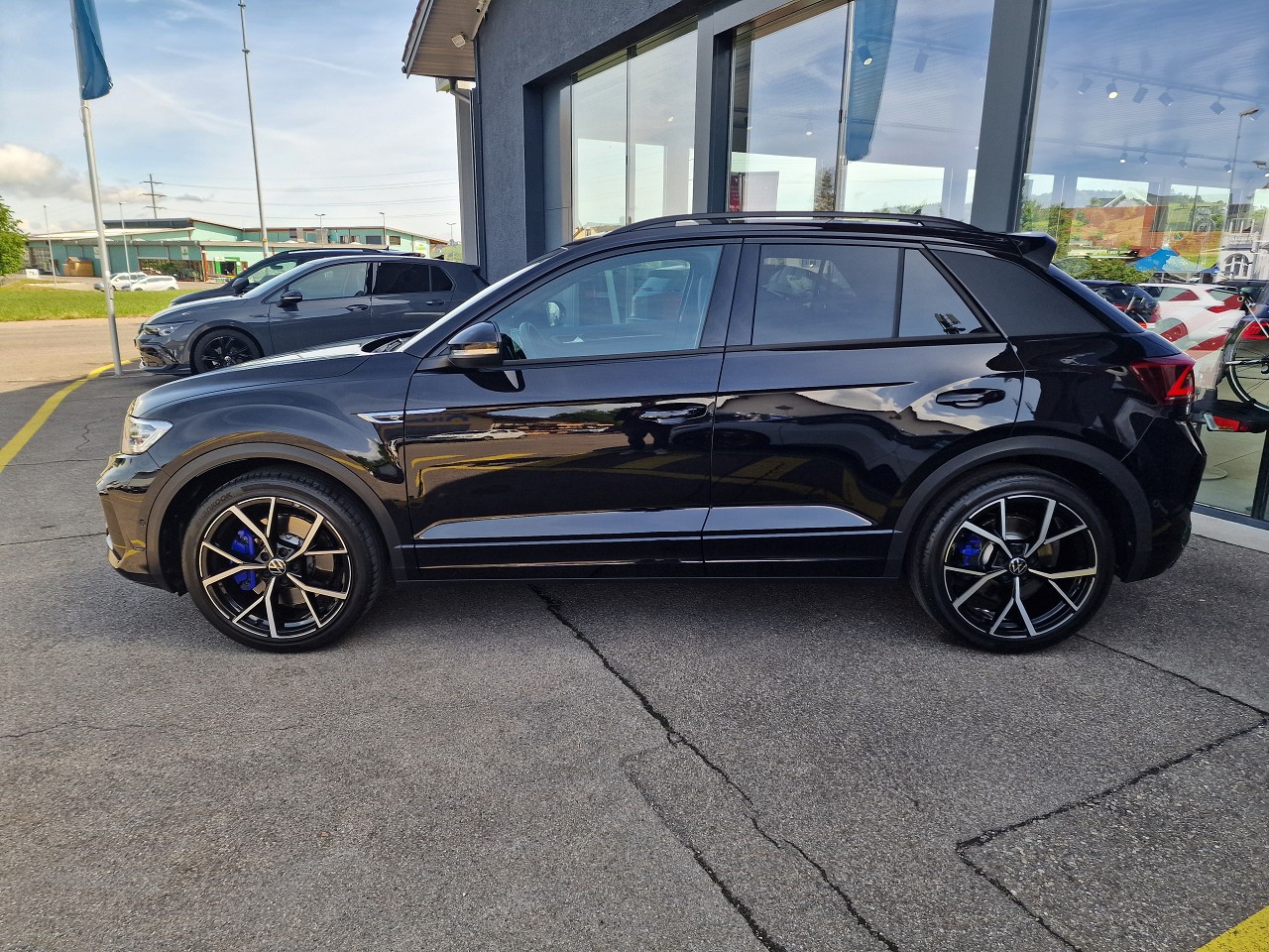 VW T-Roc 2.0 TSI R DSG 4Motion-showroom-element-2