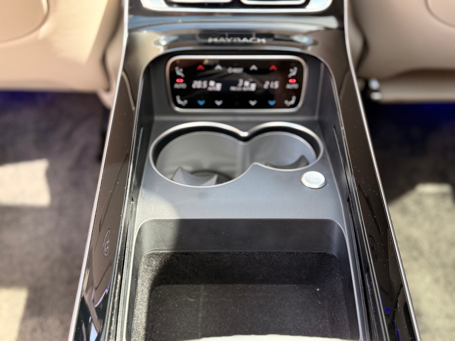 MERCEDES-BENZ S 580 4Matic Maybach *First Class*-image-18