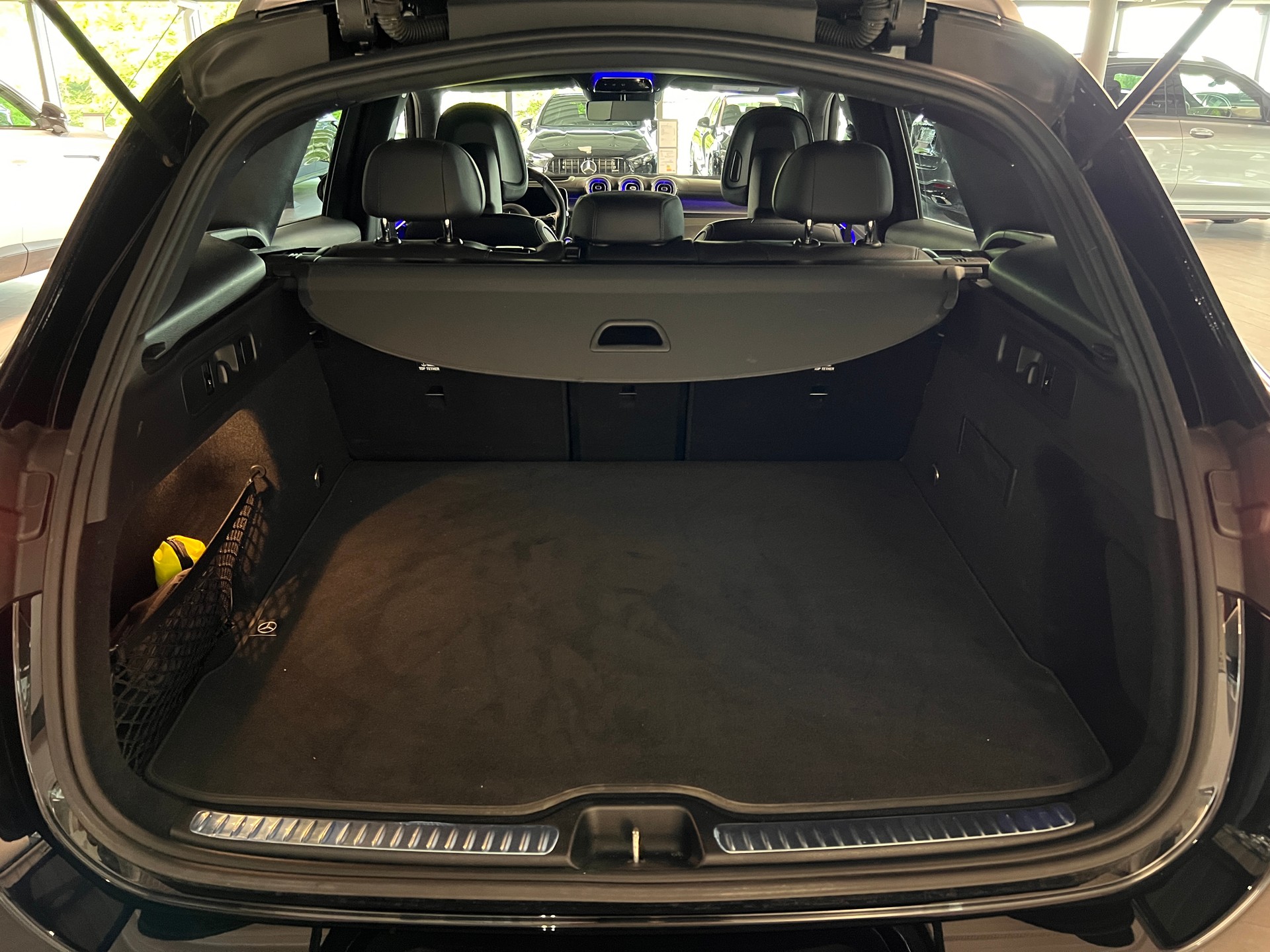 MERCEDES-BENZ GLC 220 d 4Matic 9G-Tronic-image-5