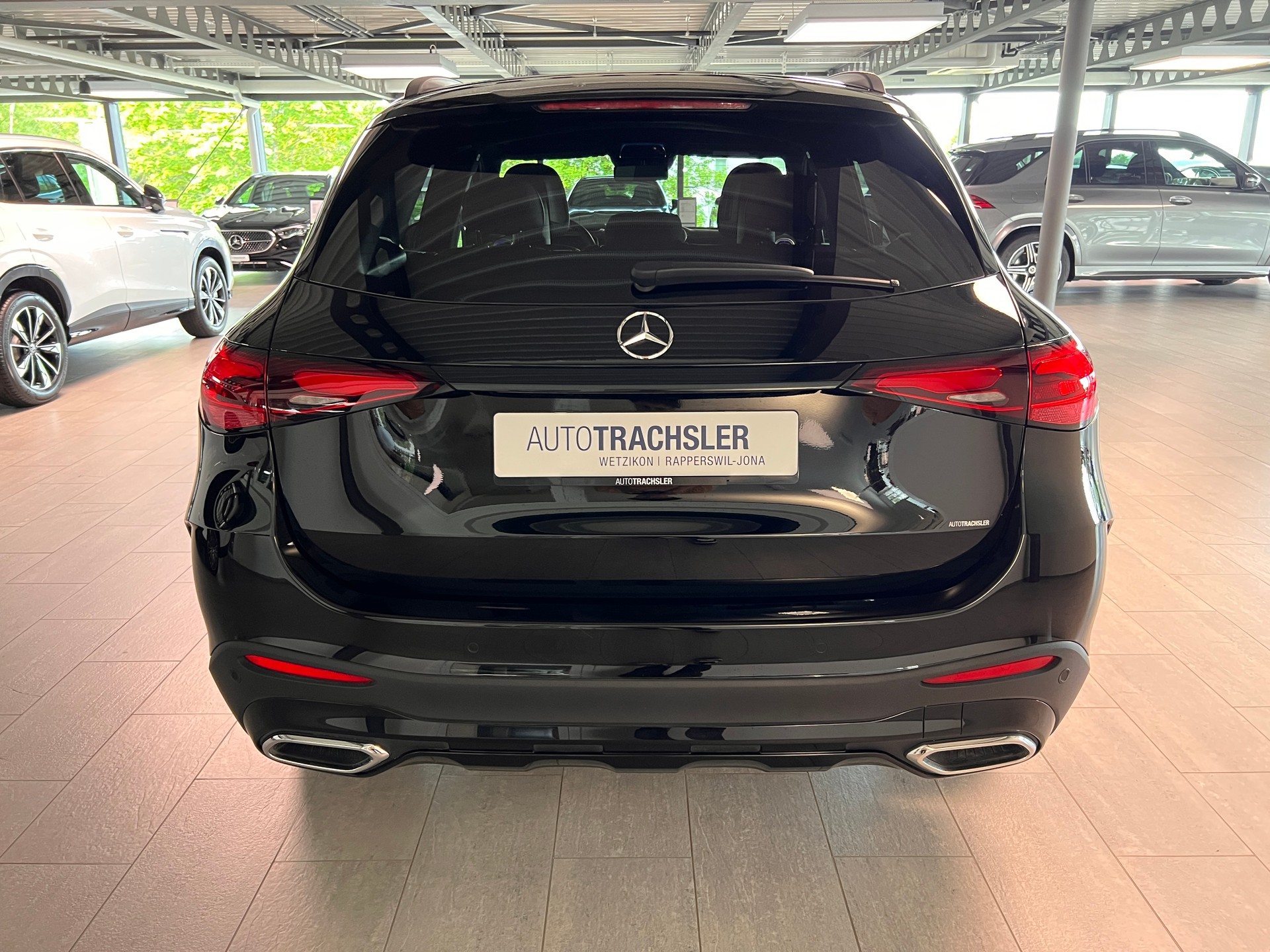 MERCEDES-BENZ GLC 220 d 4Matic 9G-Tronic-image-3