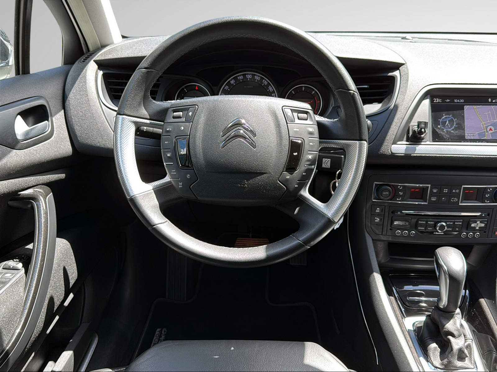 CITROEN C5 Tourer 2.0 HDi CrossTourer Automatic-image-16