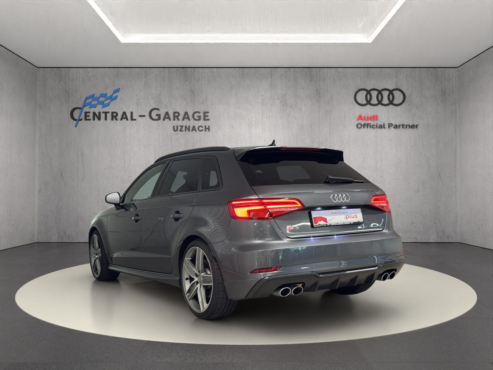 AUDI S3 Sportback 2.0 TFSI quattro S-tronic-image-2