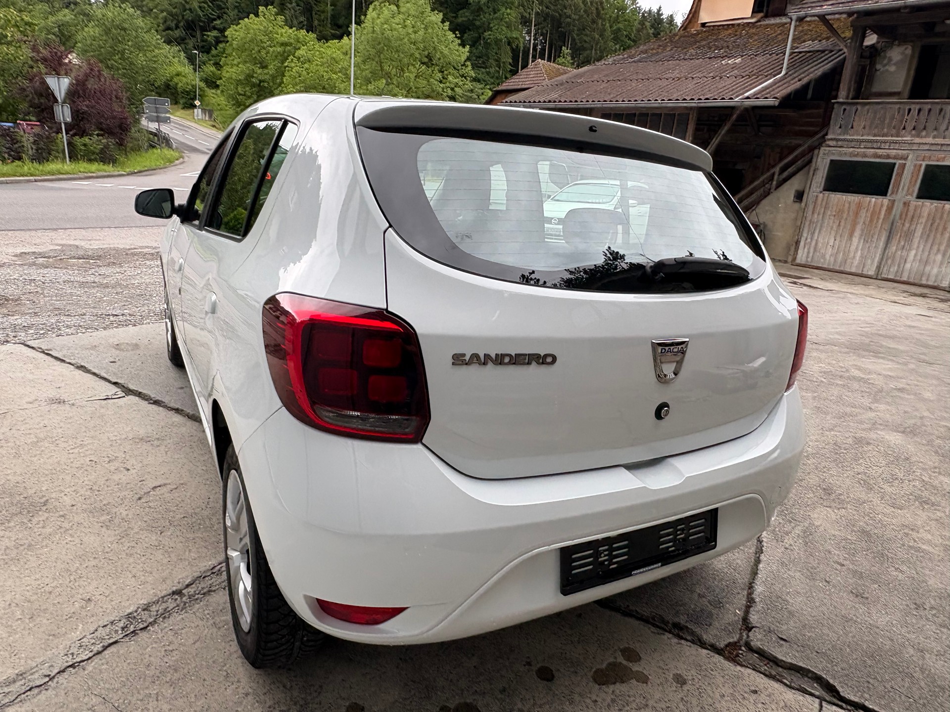 DACIA Sandero TCe 90 Comfort Automatic-image-3