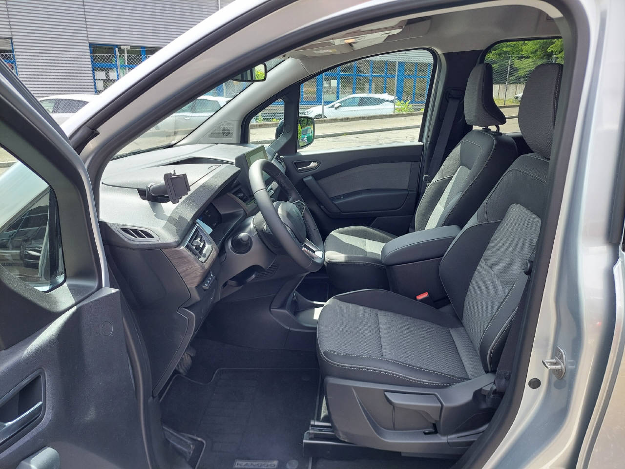RENAULT Grand Kangoo Kombi techno EV45 22kW ohne CCS-image-5