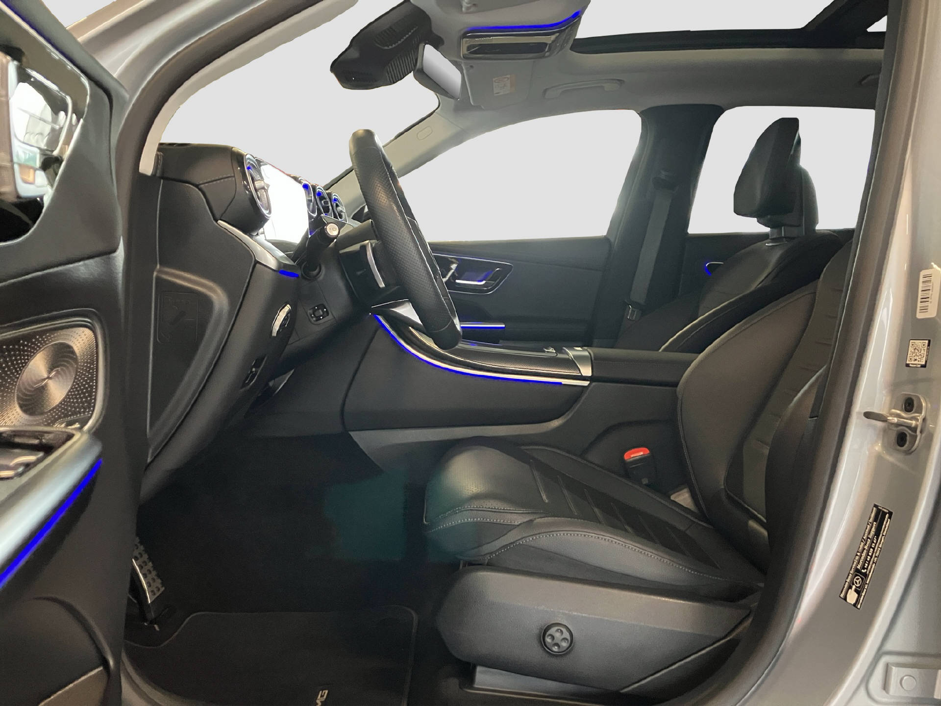 MERCEDES-BENZ GLC 300 e EQ Star AMG Line-image-7