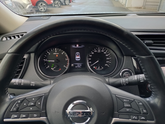 NISSAN X-Trail 2.0dCi tekna 4x4-image-6