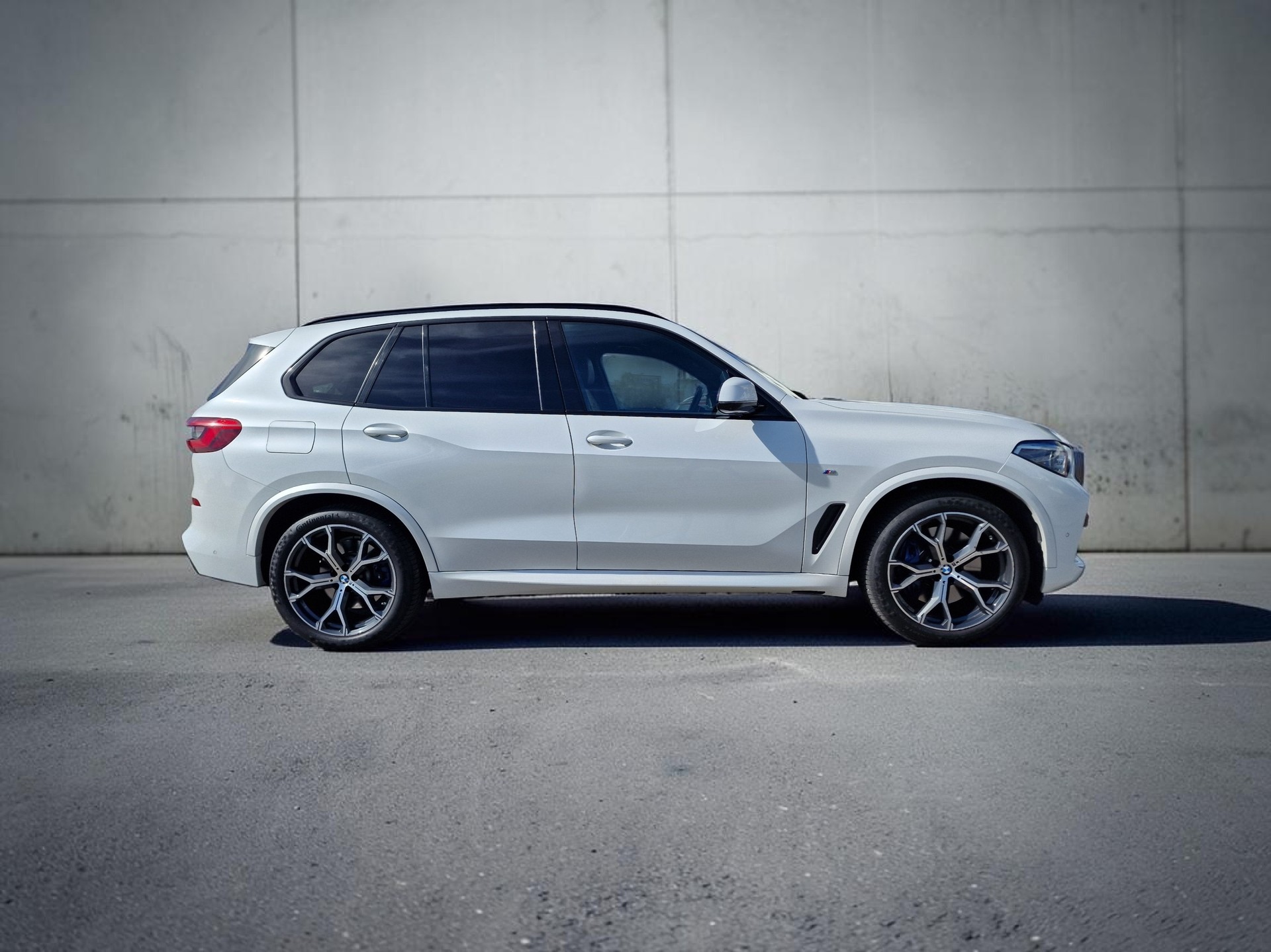 BMW X5 xDrive 40i Steptronic M- Sport 8xAlu Luftfahrw 24Mt Gara-image-0