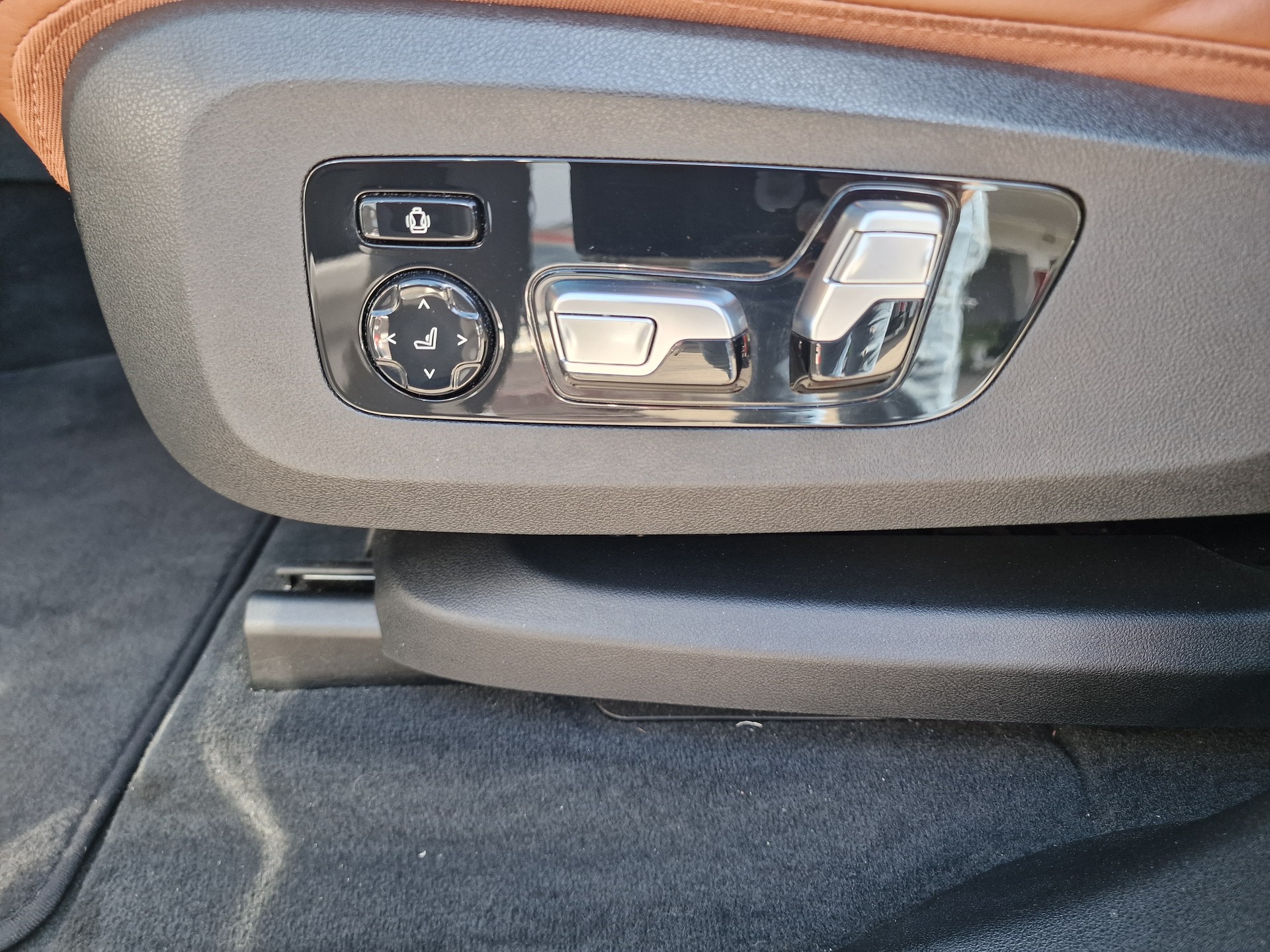 BMW X5 xDrive 40i Steptronic M- Sport 8xAlu Luftfahrw 24Mt Gara-image-11