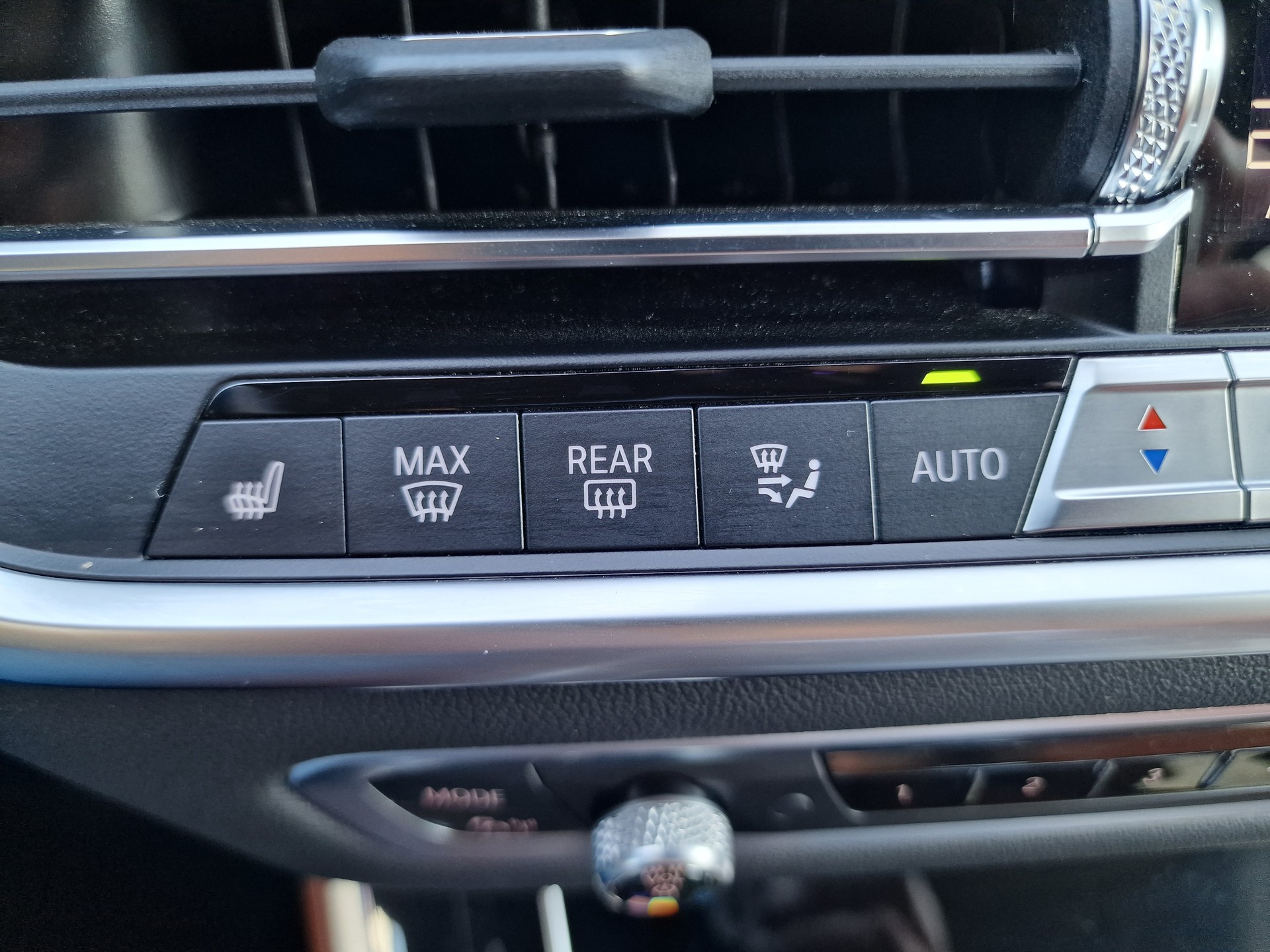 BMW X5 xDrive 40i Steptronic M- Sport 8xAlu Luftfahrw 24Mt Gara-image-30