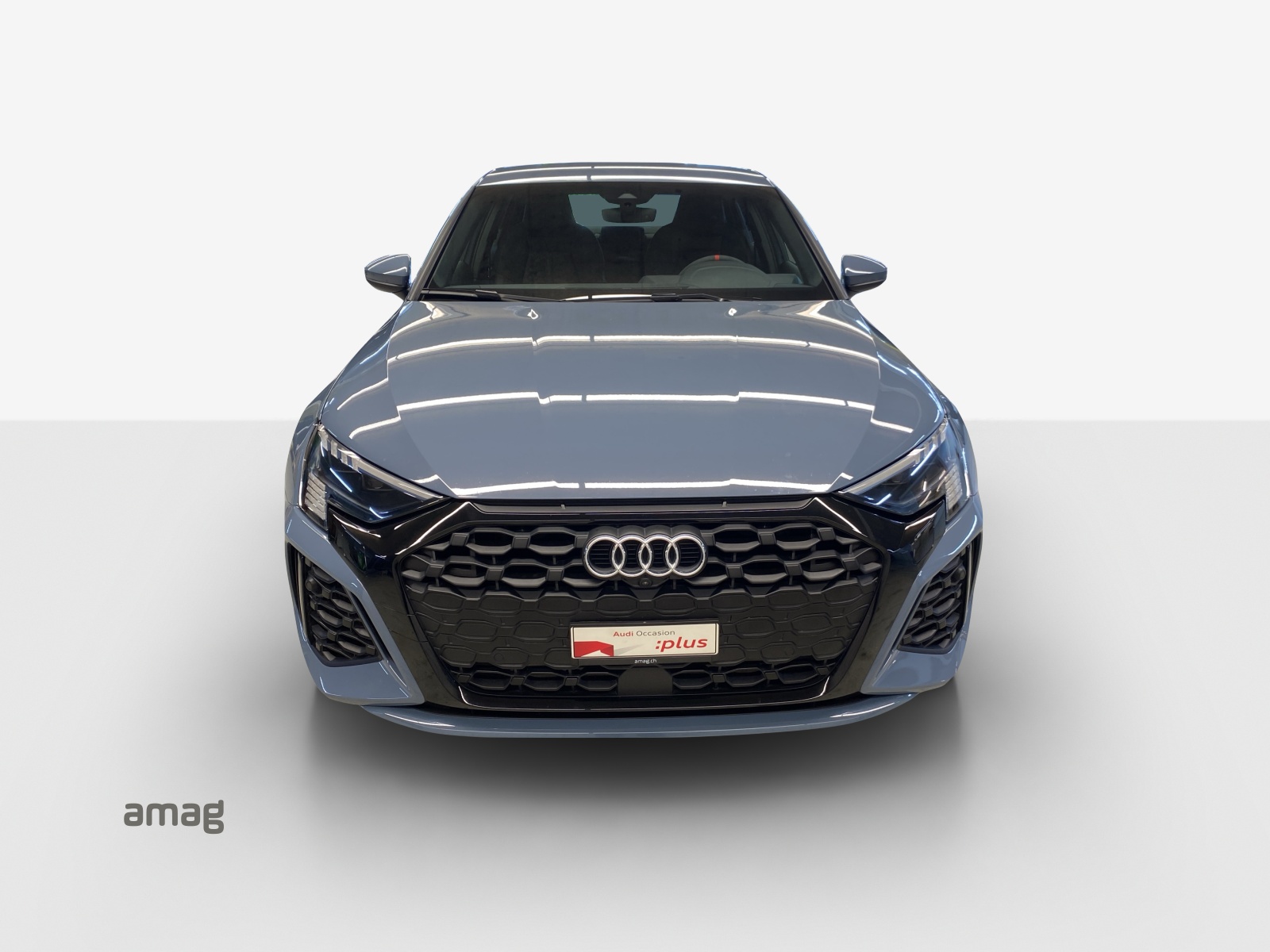 AUDI RS3 Limousine 2.5 TSI quattro S-tronic-image-6