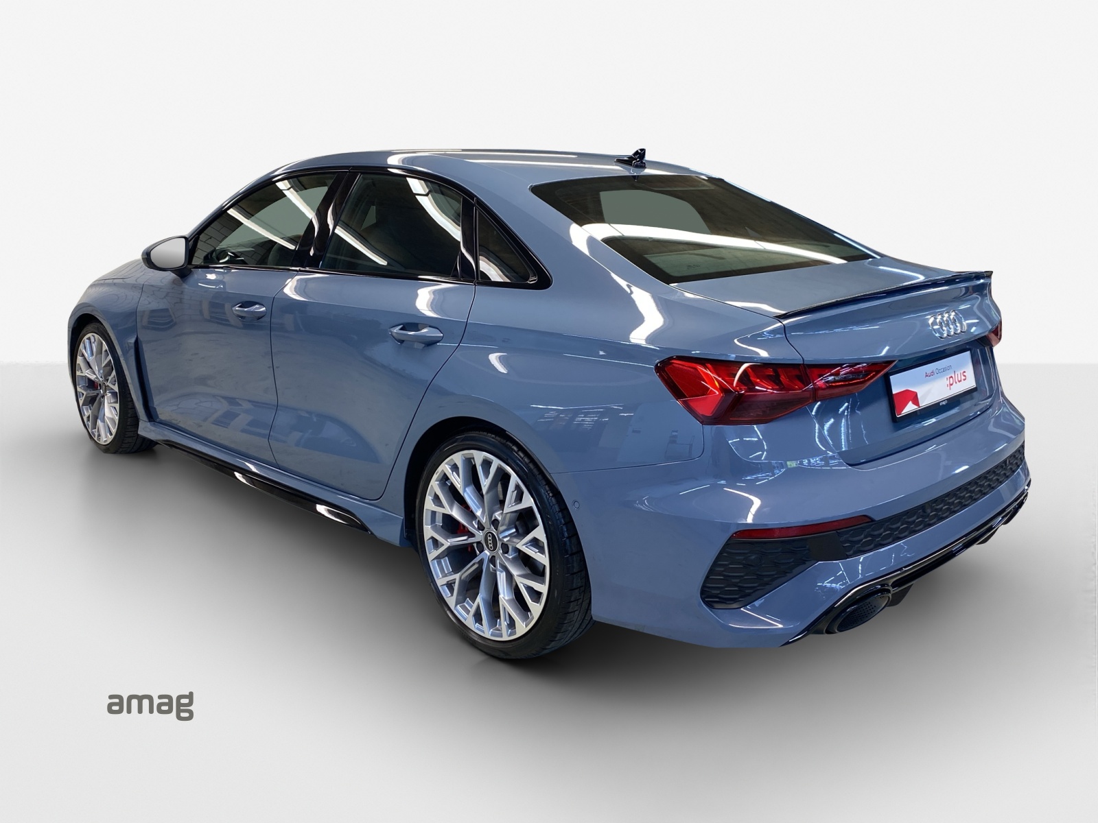 AUDI RS3 Limousine 2.5 TSI quattro S-tronic-image-2