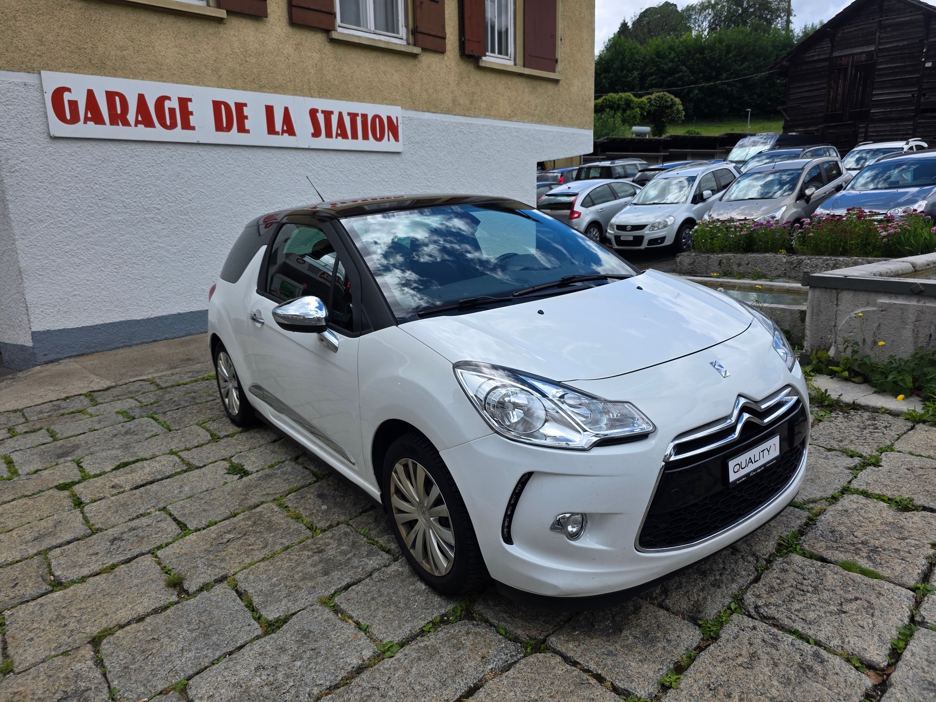 DS AUTOMOBILES DS3 1.6 VTi SO Chic-image-2