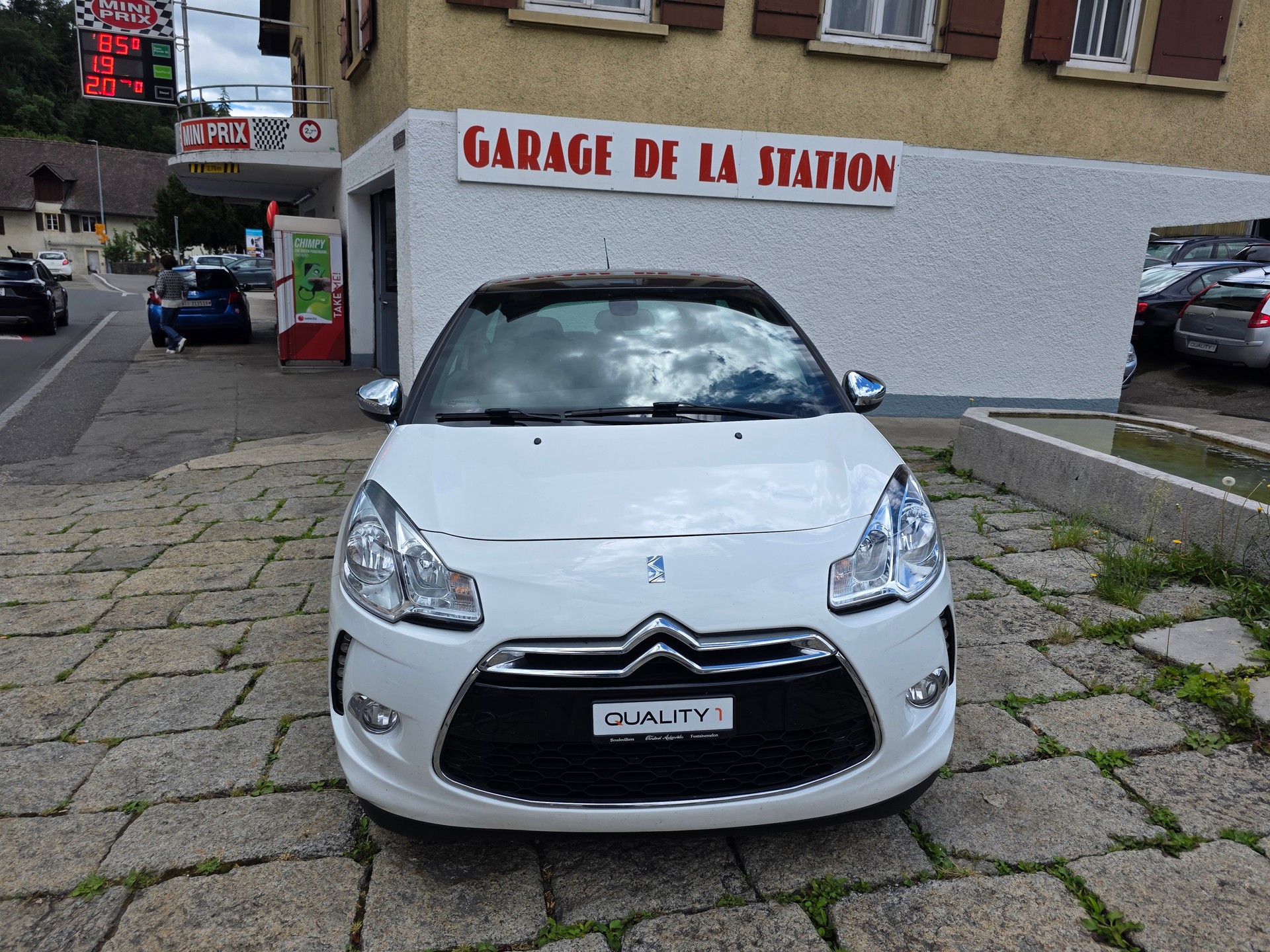 DS AUTOMOBILES DS3 1.6 VTi SO Chic-image-1
