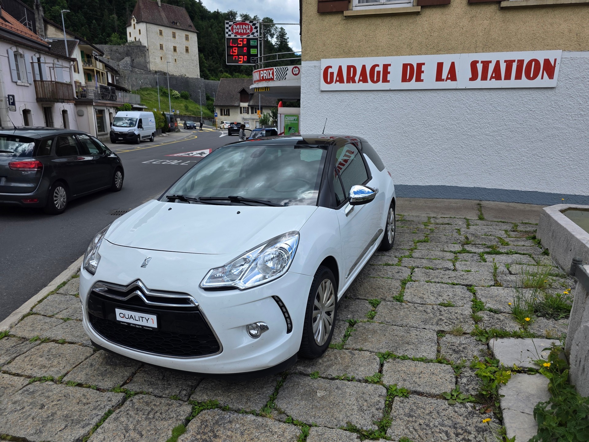 DS AUTOMOBILES DS3 1.6 VTi SO Chic-image-0