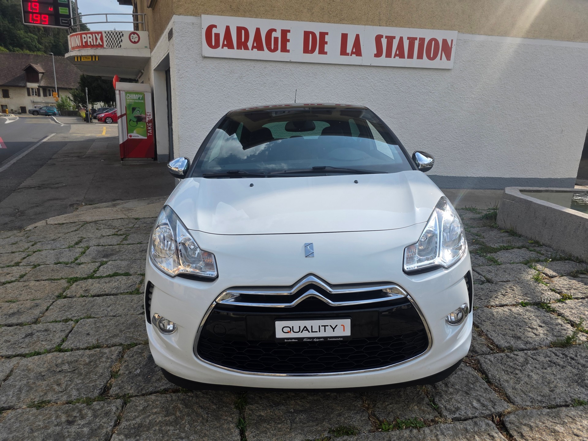 DS AUTOMOBILES DS3 1.6 VTi SO Chic-image-1