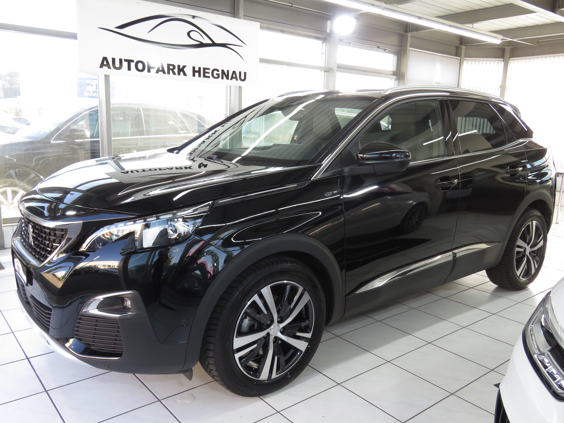 PEUGEOT 3008 2.0 BlueHDi GT EAT (Automat)-image-0