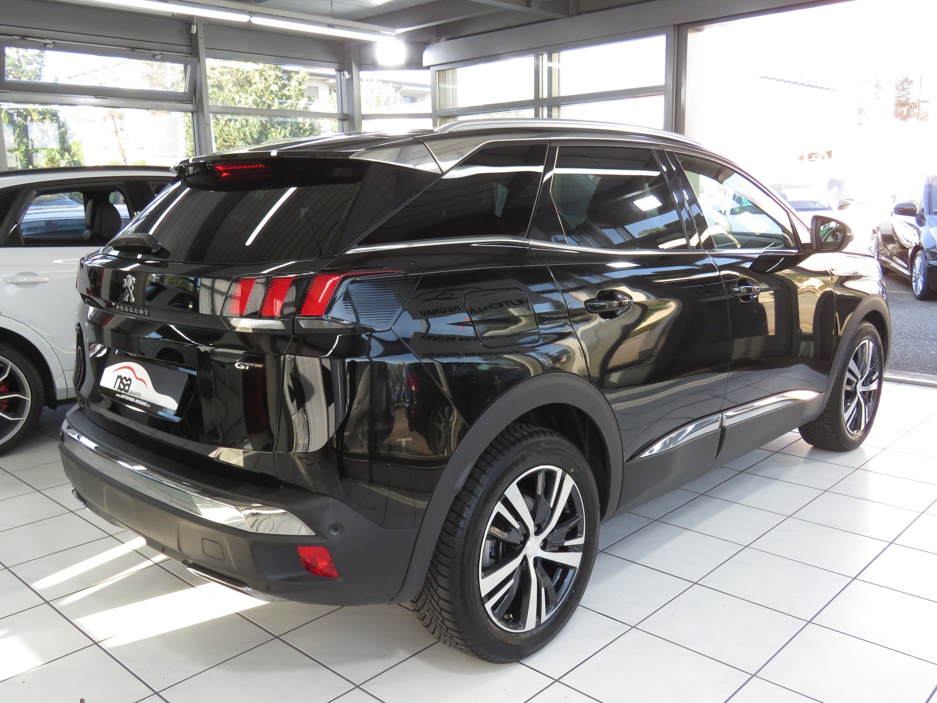 PEUGEOT 3008 2.0 BlueHDi GT EAT (Automat)-image-3