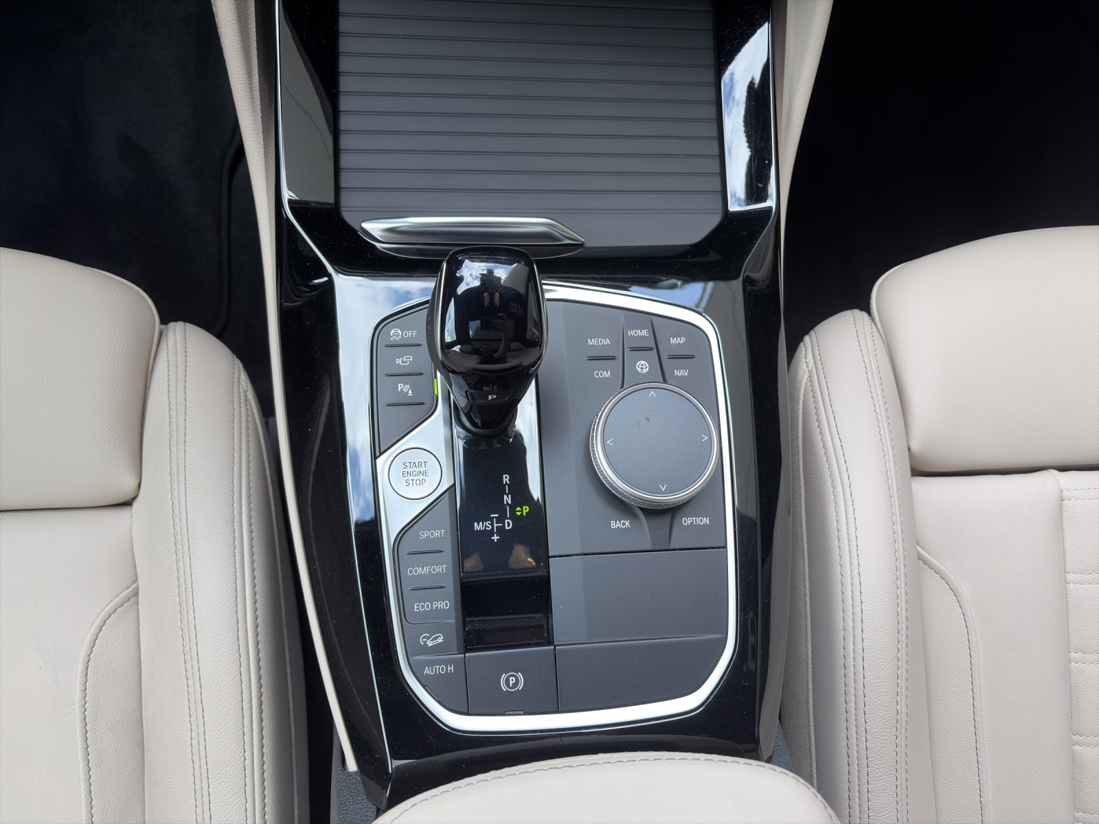 BMW X4 30d xDrive-image-14