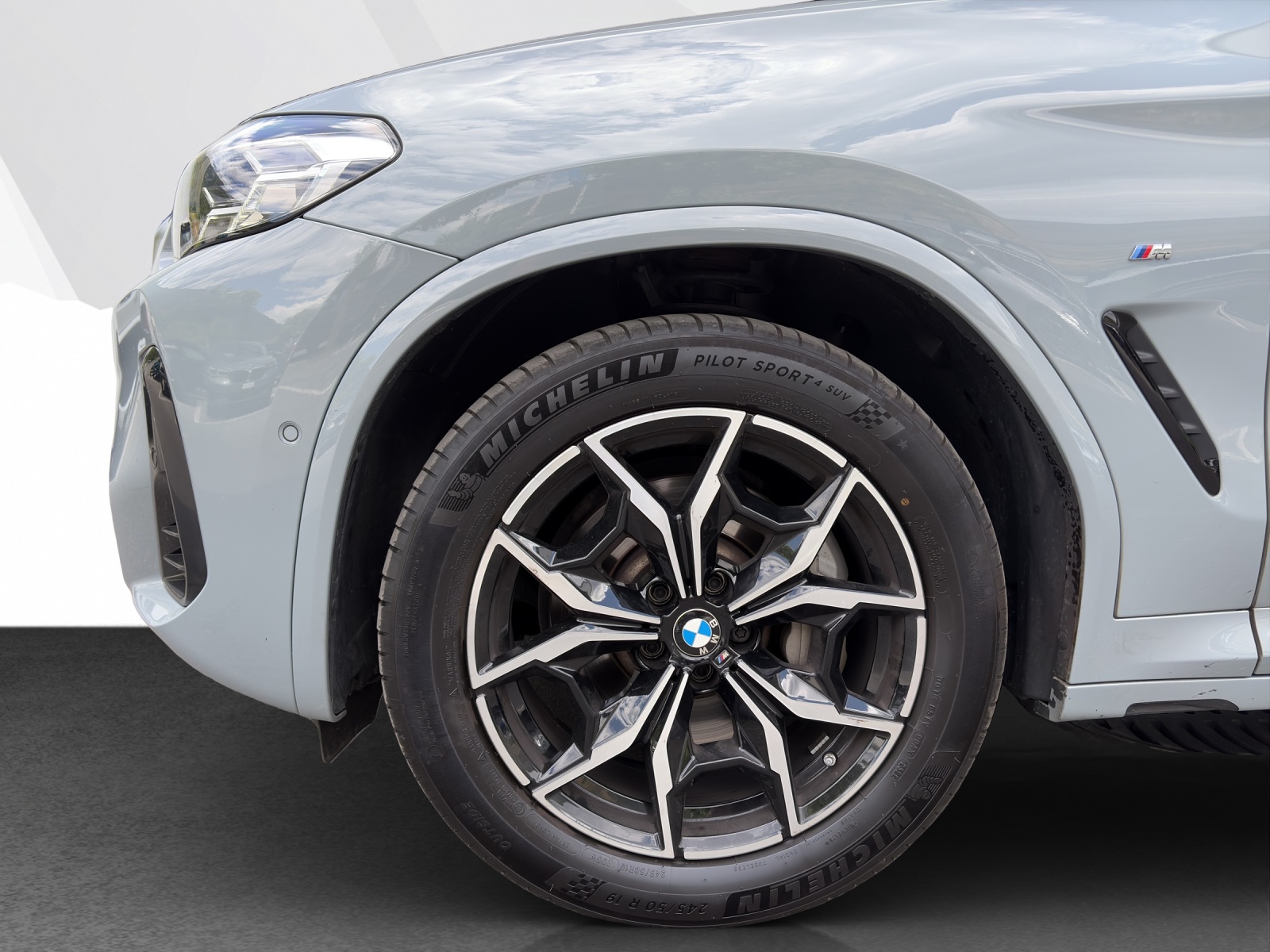 BMW X4 30d xDrive-image-21