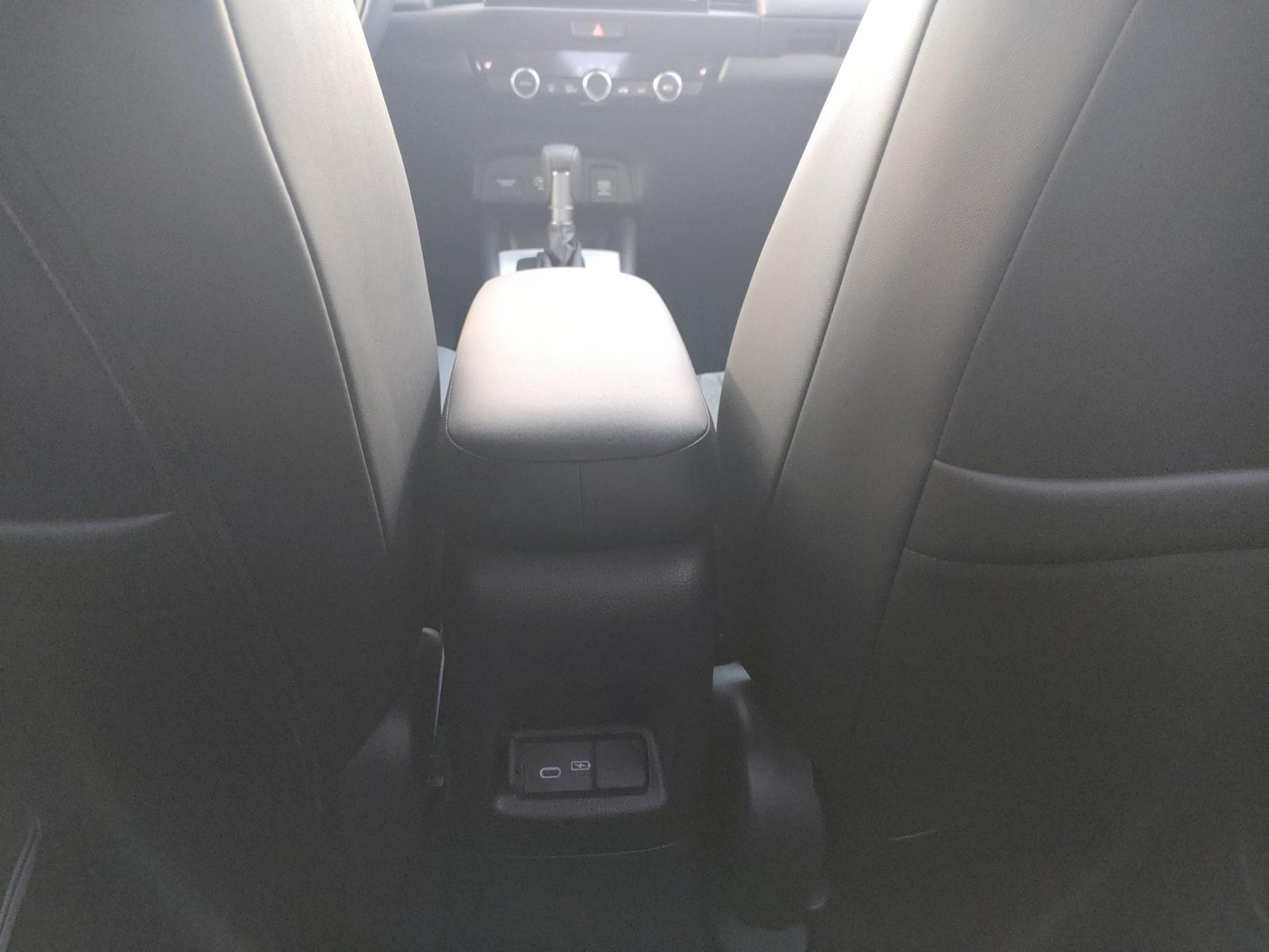 HONDA Jazz 1.5 i-MMD Advance-image-15