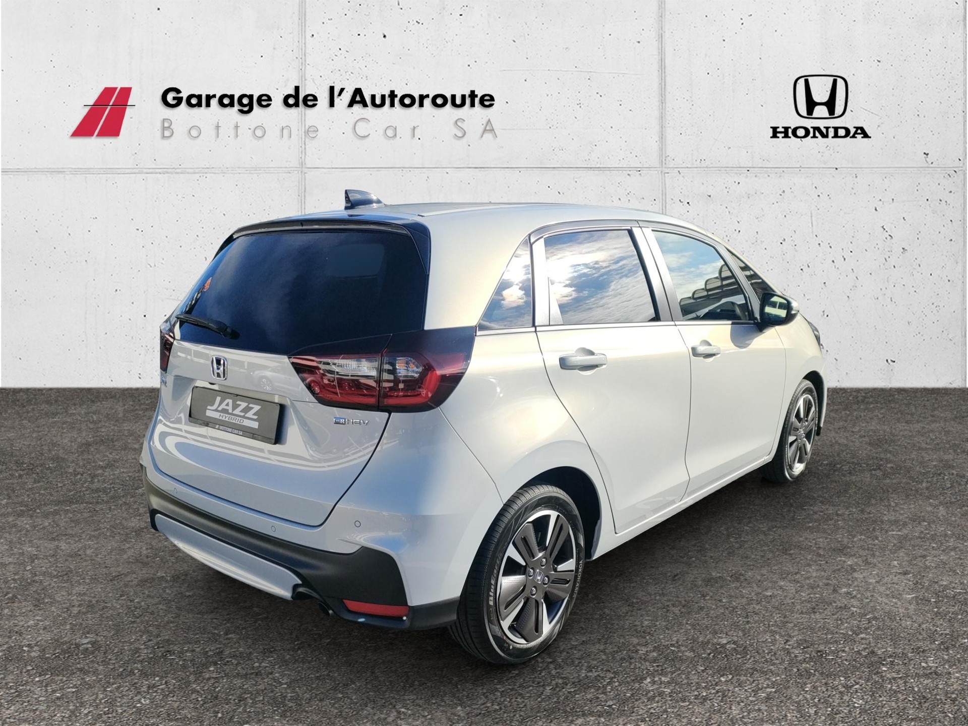 HONDA Jazz 1.5 i-MMD Advance-image-4