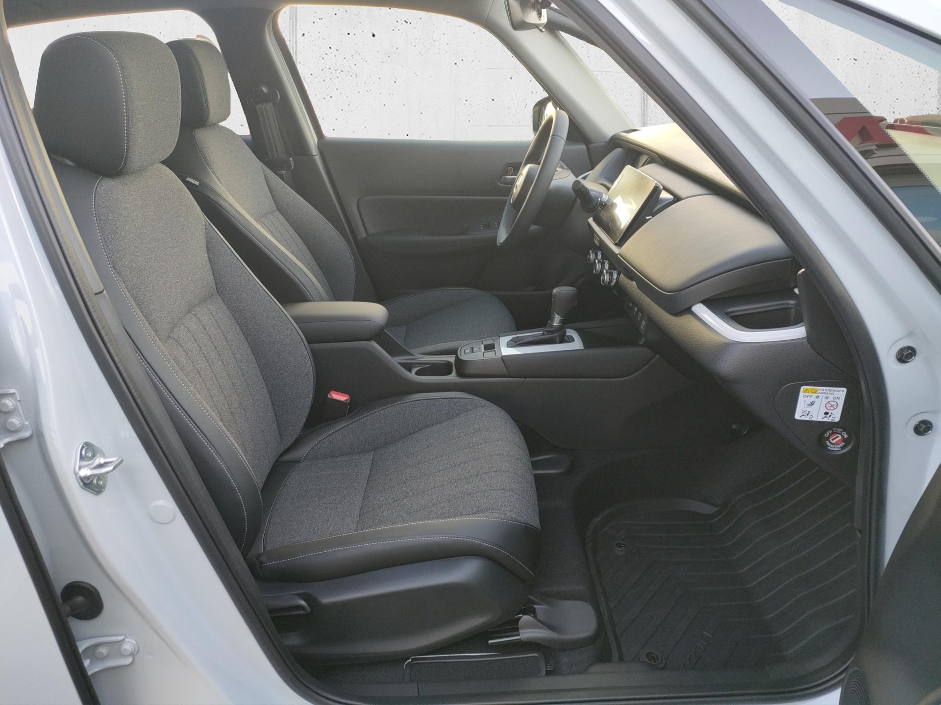 HONDA Jazz 1.5 i-MMD Advance-image-16
