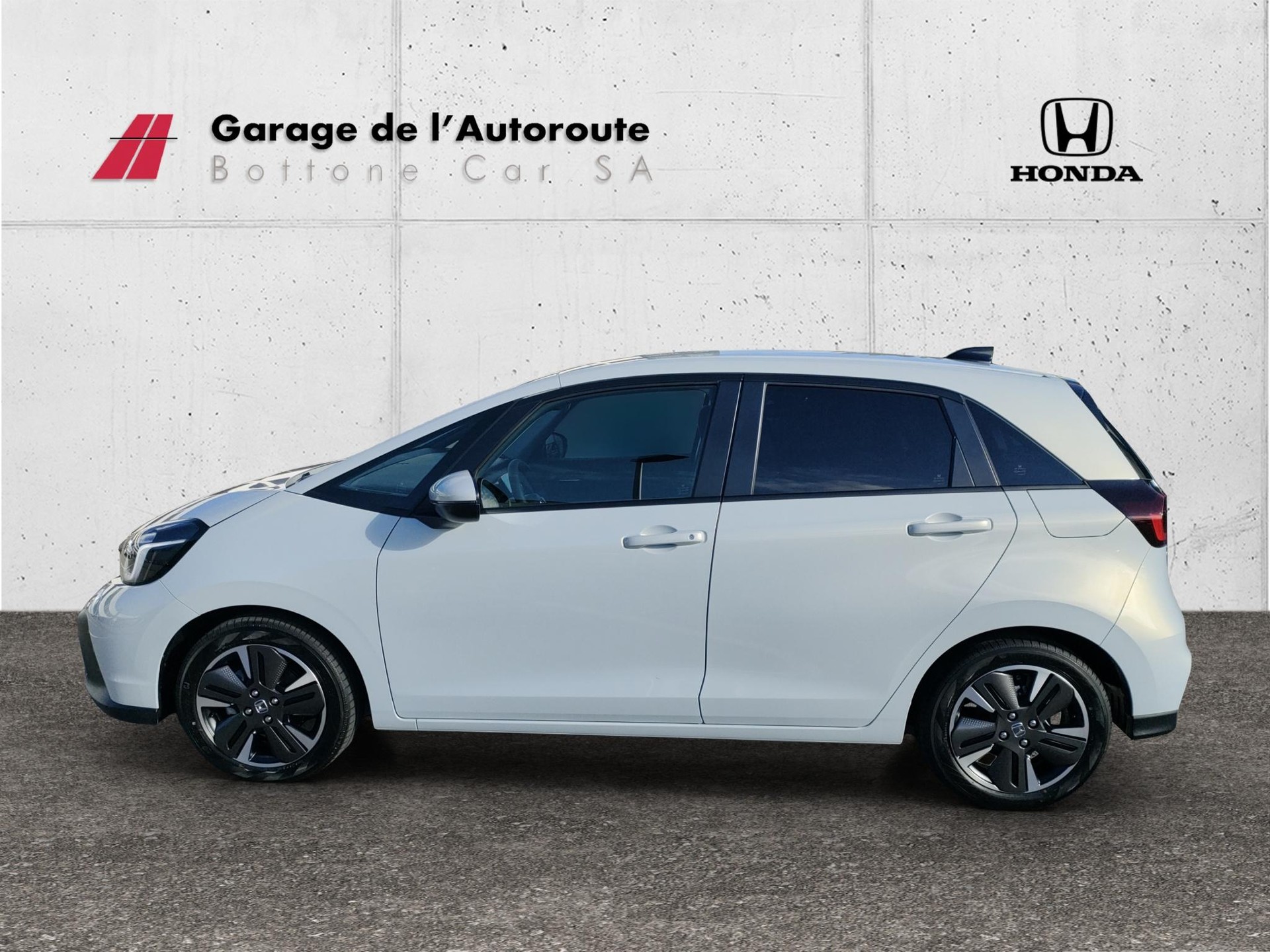 HONDA Jazz 1.5 i-MMD Advance-image-1