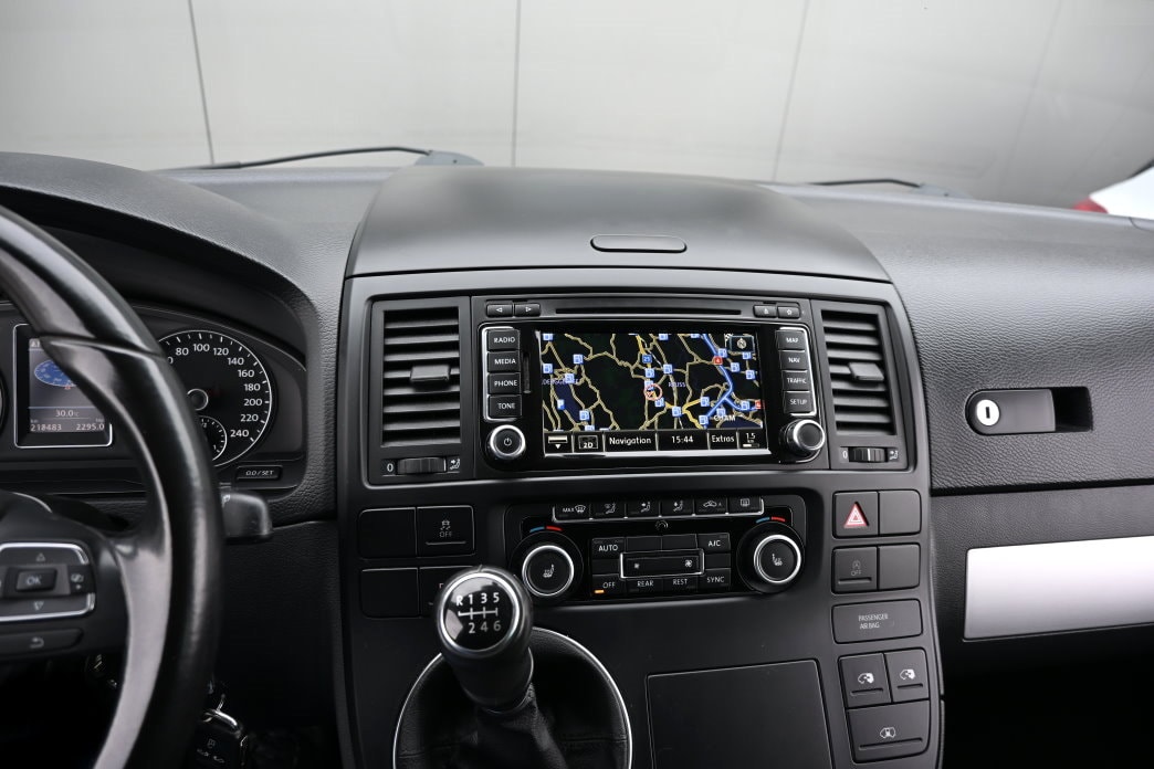 VW T5 Multivan 2.0 TDI CR Highline 4Motion-image-13