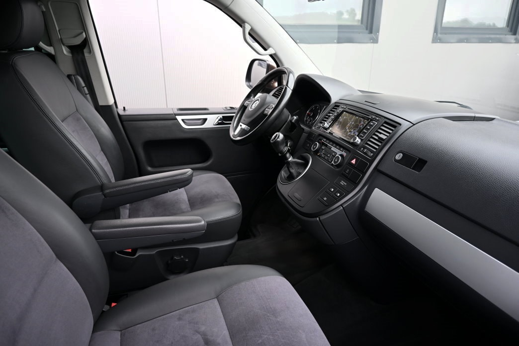 VW T5 Multivan 2.0 TDI CR Highline 4Motion-image-4