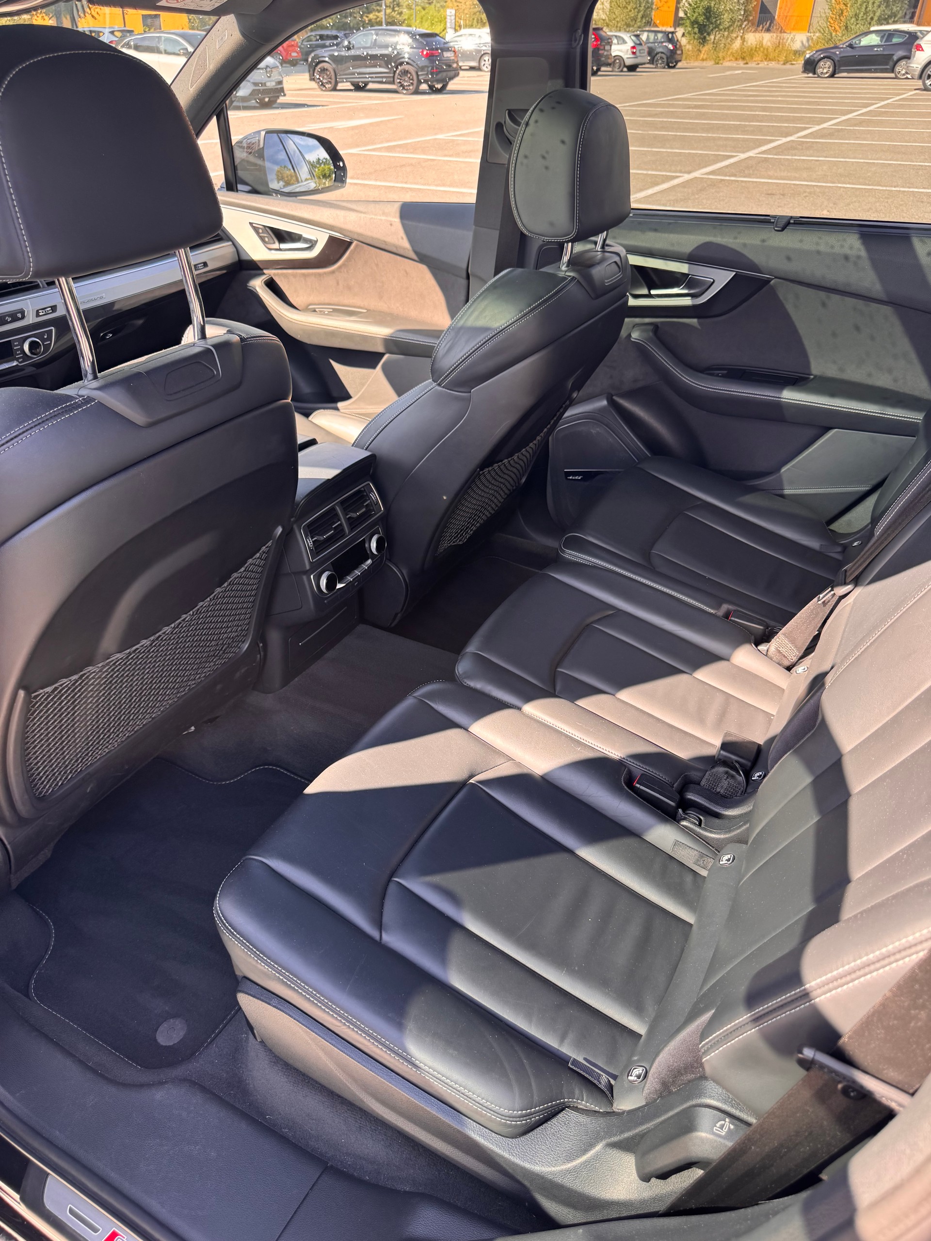 AUDI Q7 3.0 TDI quattro tiptronic-image-9