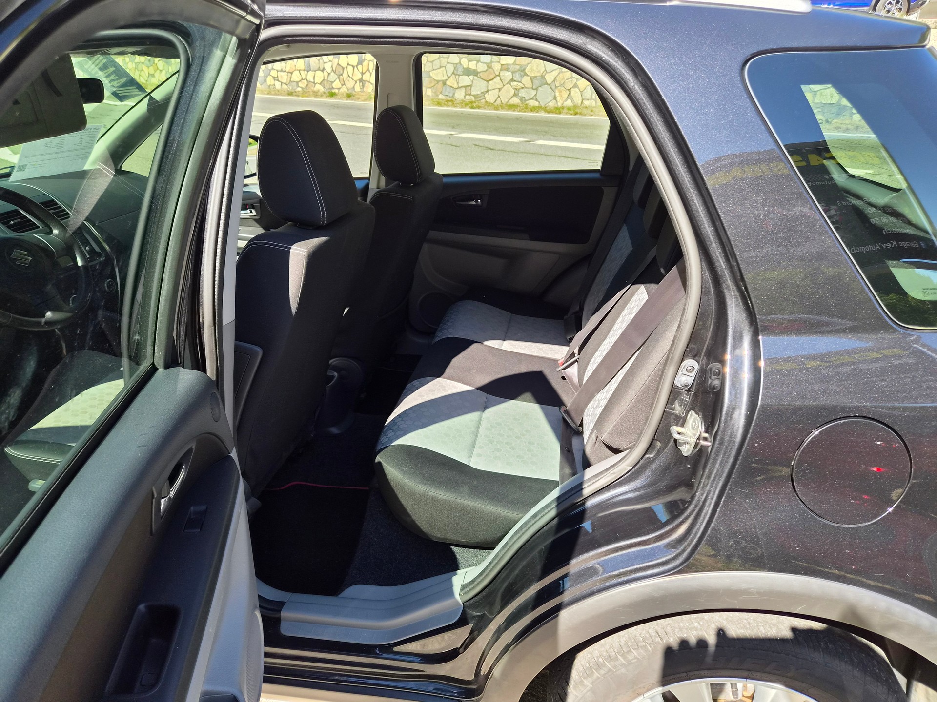 SUZUKI SX4 1.6 16V GL Piz Sulai 4WD-image-9