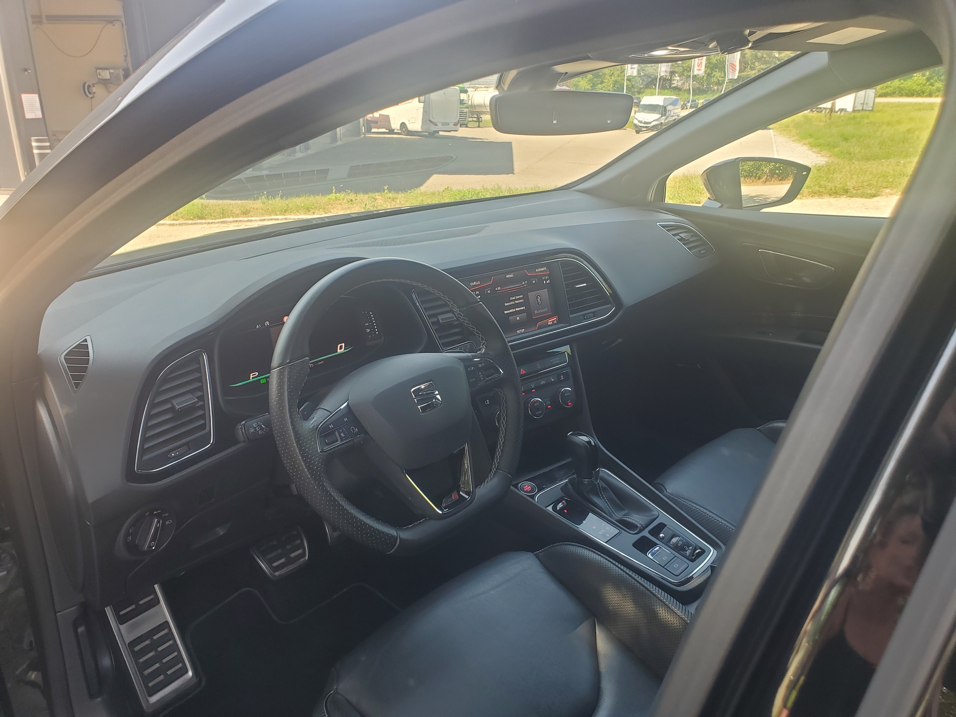 SEAT 2.0 TSI 300 Cupra DSG-image-5