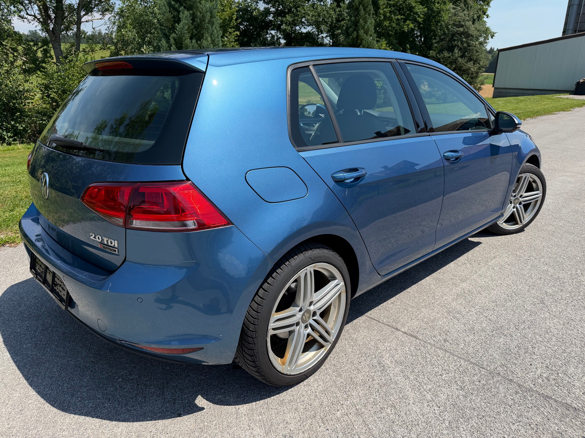 VW Golf 2.0 TDI Comfortline 4Motion-image-3