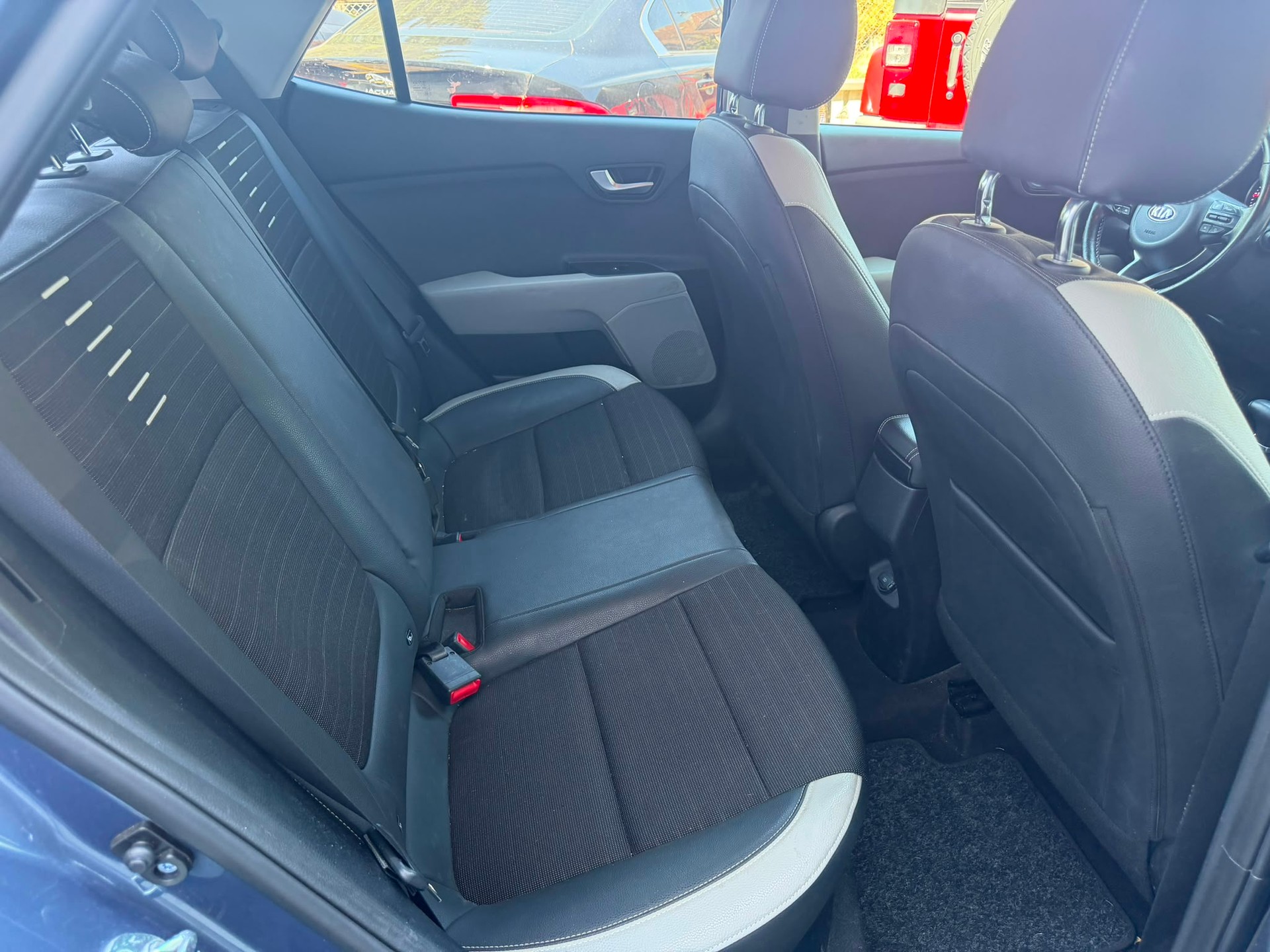 KIA Stonic 1.0 T-GDi-image-6