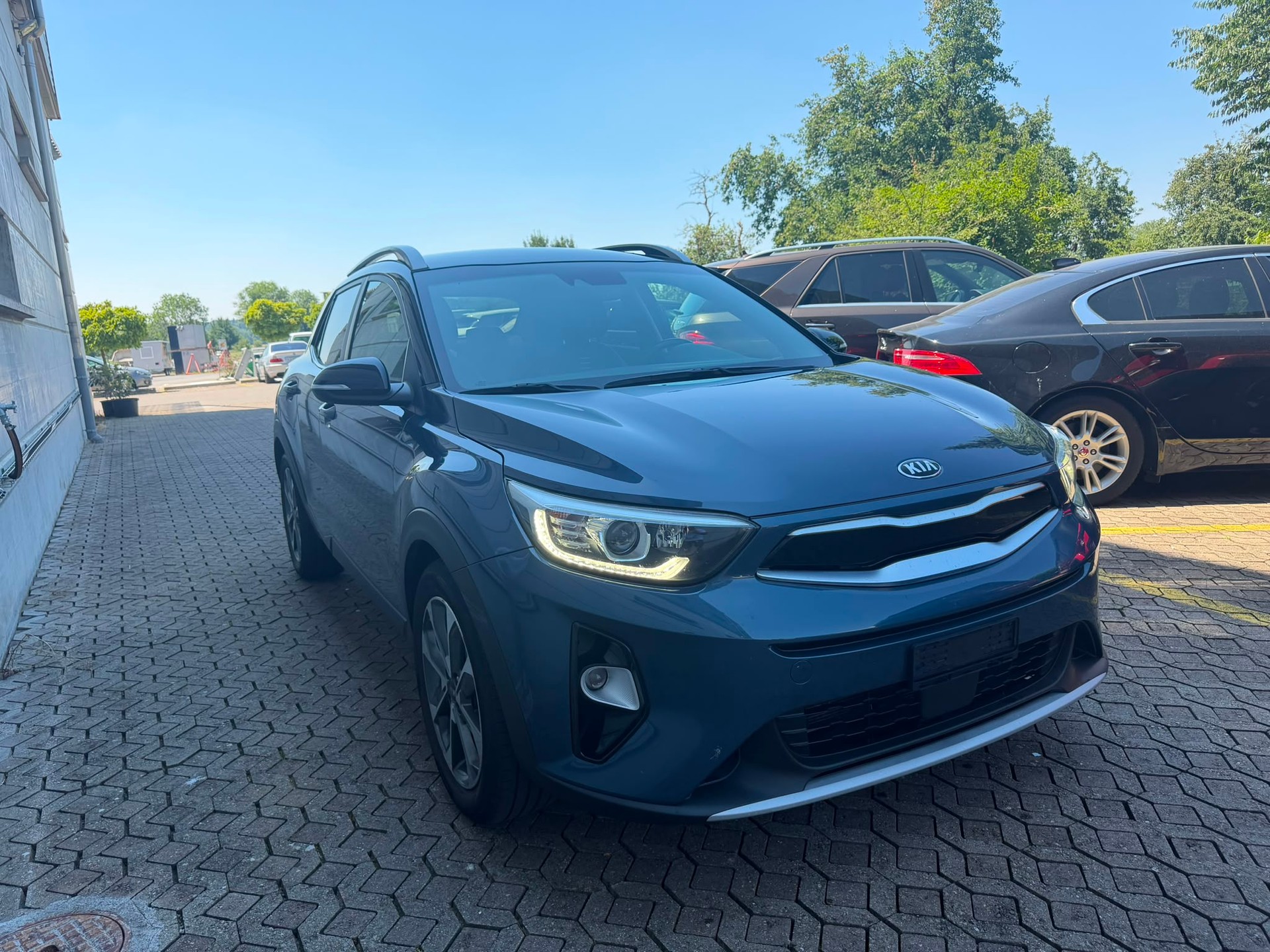 KIA Stonic 1.0 T-GDi-image-2