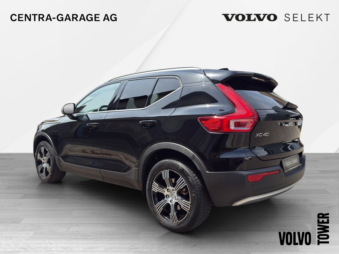 VOLVO XC40 B4 Benzin Mild Hybrid AWD Inscription Geartronic-image-5