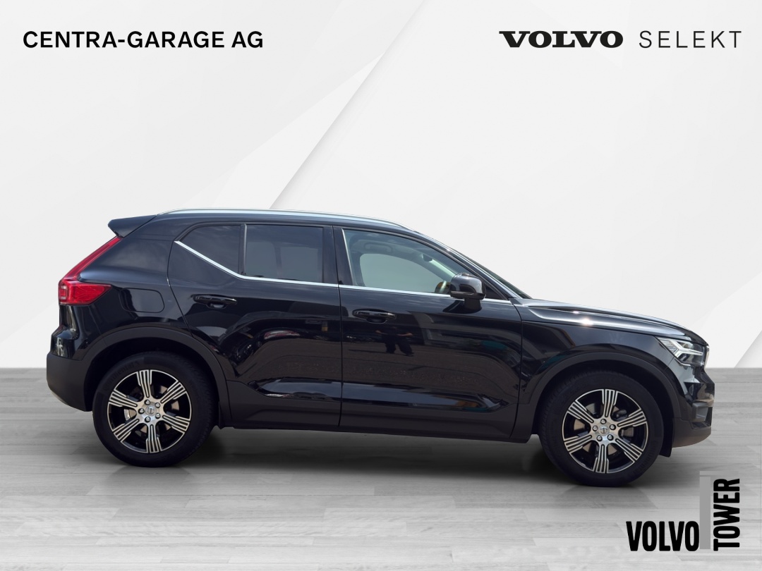 VOLVO XC40 B4 Benzin Mild Hybrid AWD Inscription Geartronic-image-4