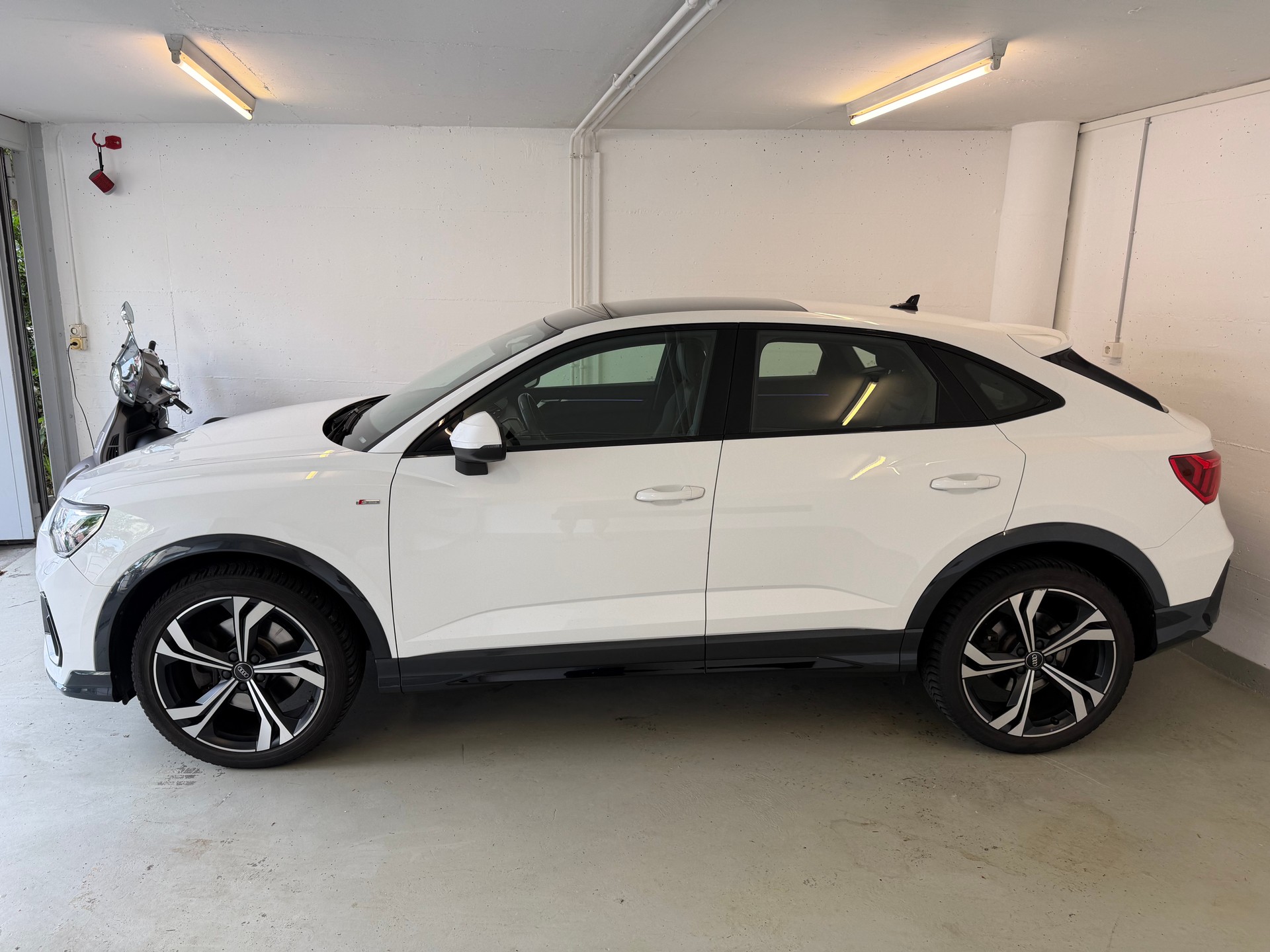 AUDI 2.0 45 TFSI S line quattro S-Tronic-image-1