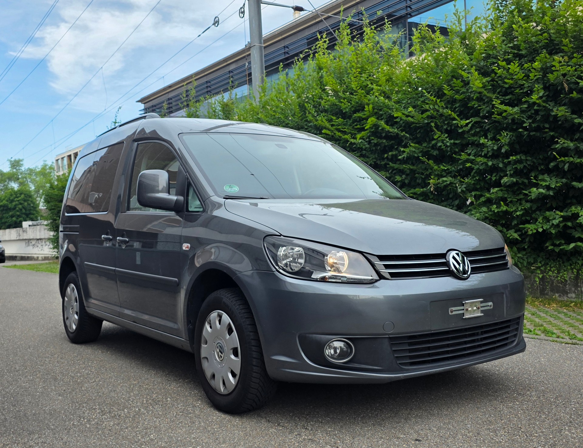 VW Caddy 1.6 TDI CR Highline ADSG-image-4