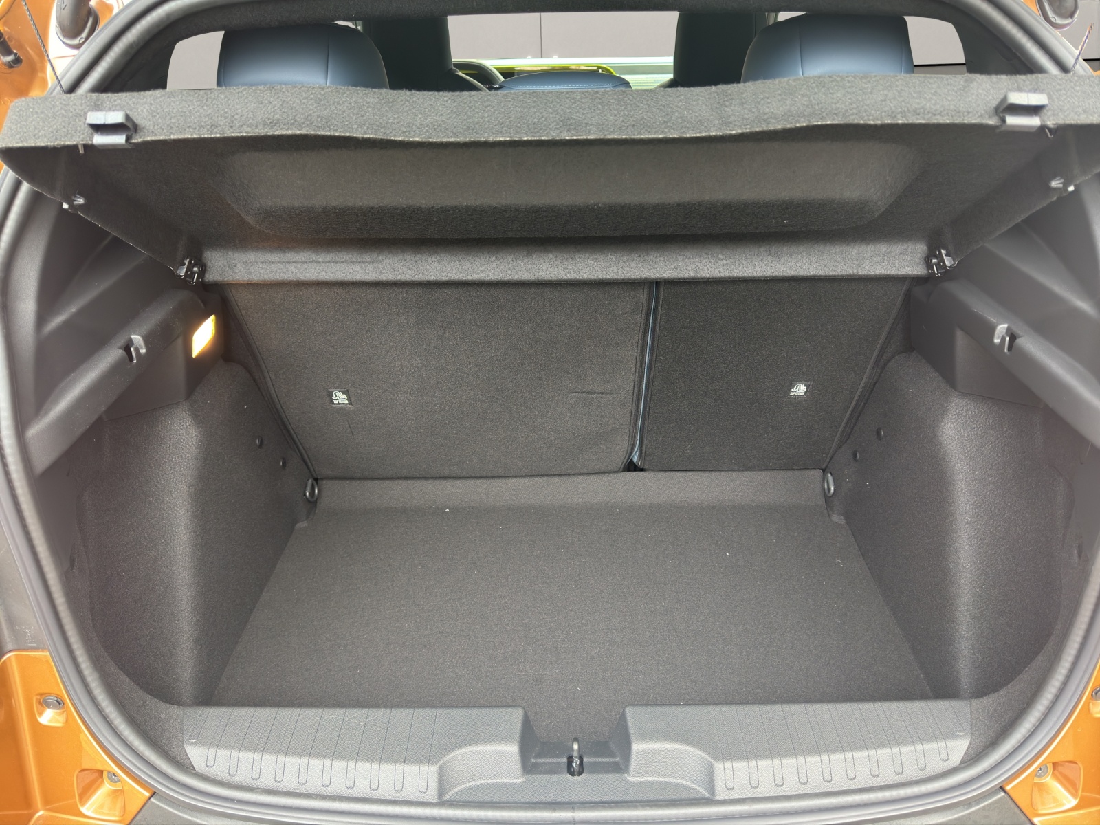 FIAT Grande Panda 1.2 Hybrid Icon-image-15