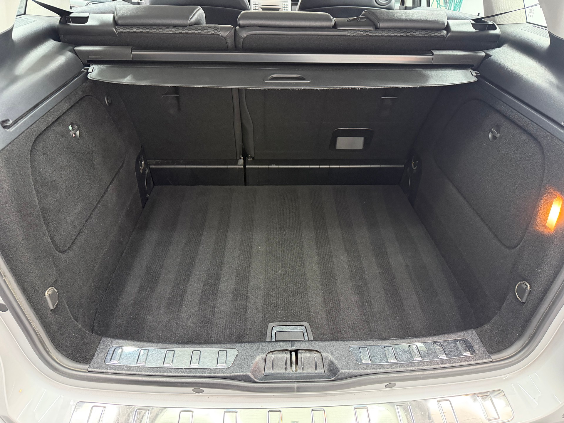 MERCEDES-BENZ B 180 Selection Autotronic-image-13