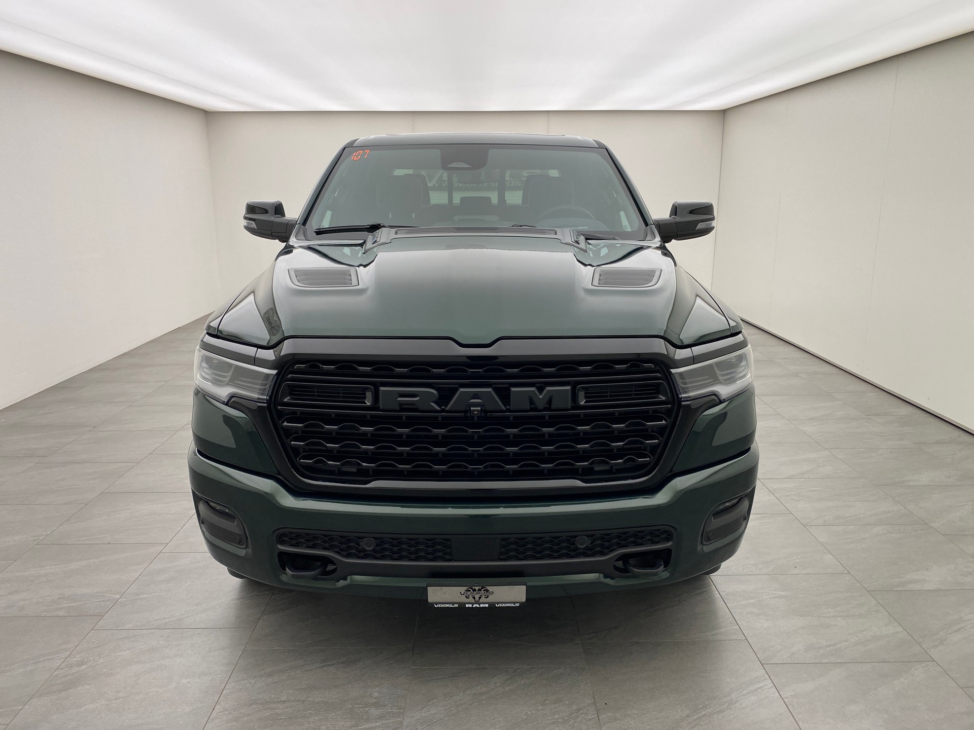 DODGE Ram 1500 5.7 Limited Night eTorque MY 2026-image-1