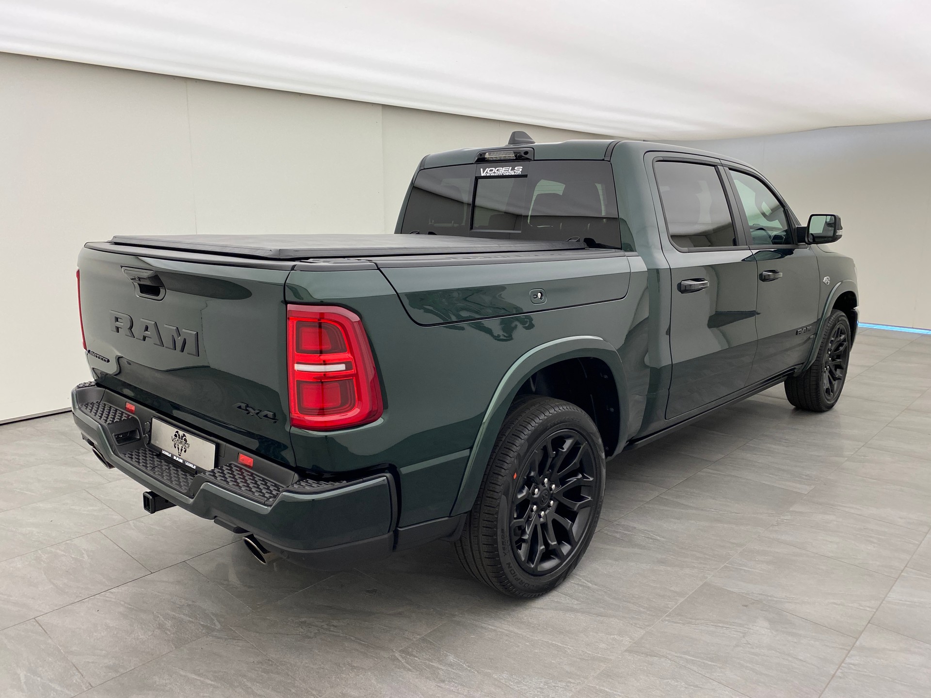 DODGE Ram 1500 5.7 Limited Night eTorque MY 2026-image-3
