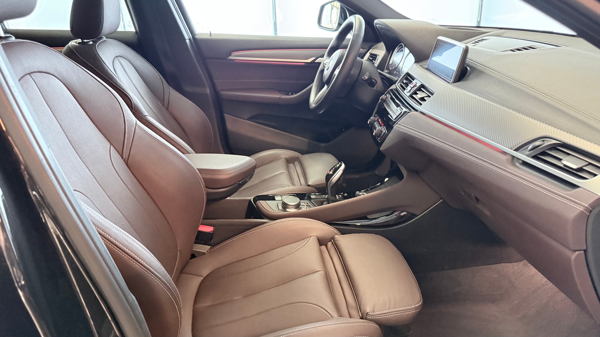 BMW X2 20d xDrive-image-22