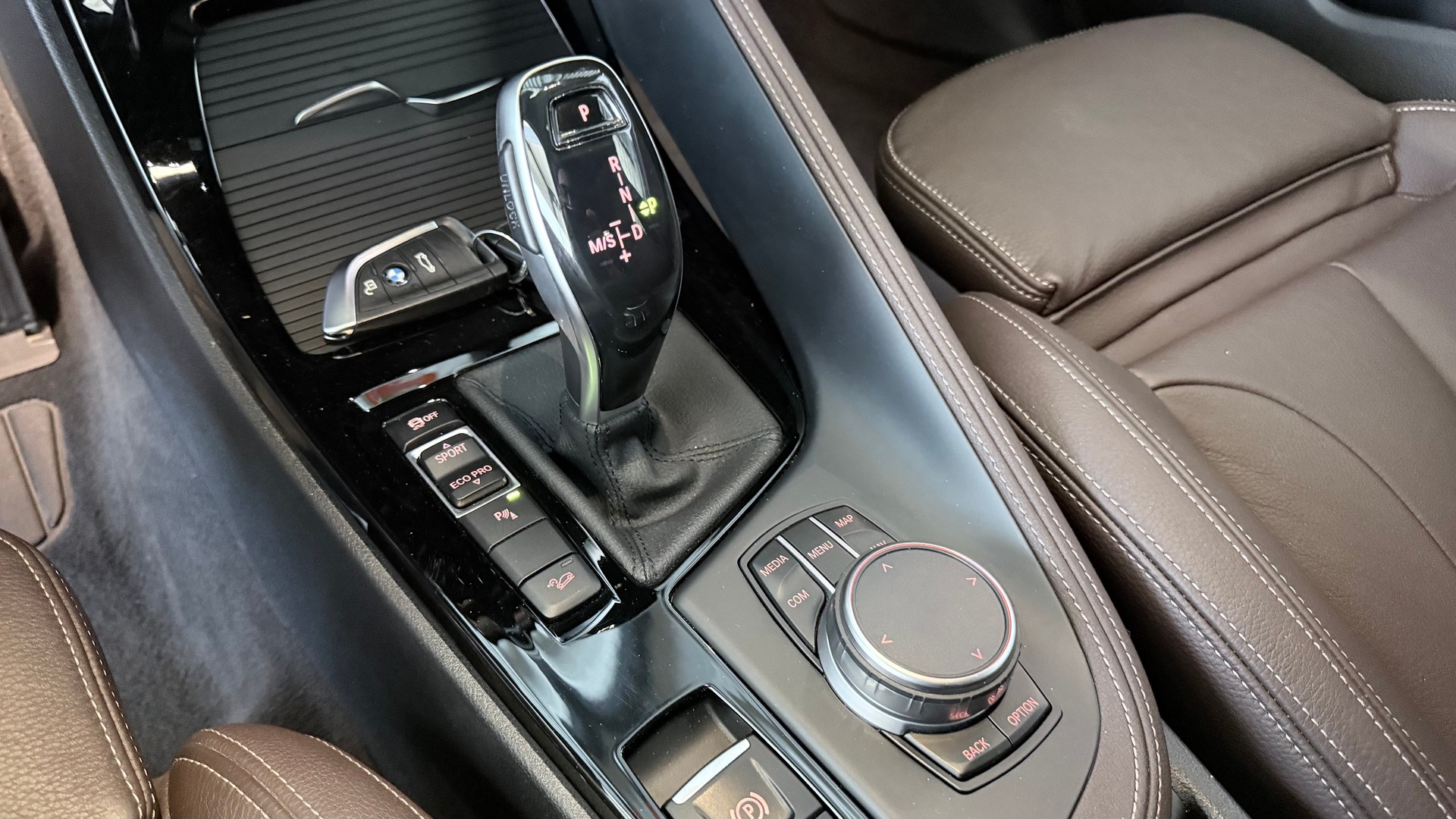 BMW X2 20d xDrive-image-13