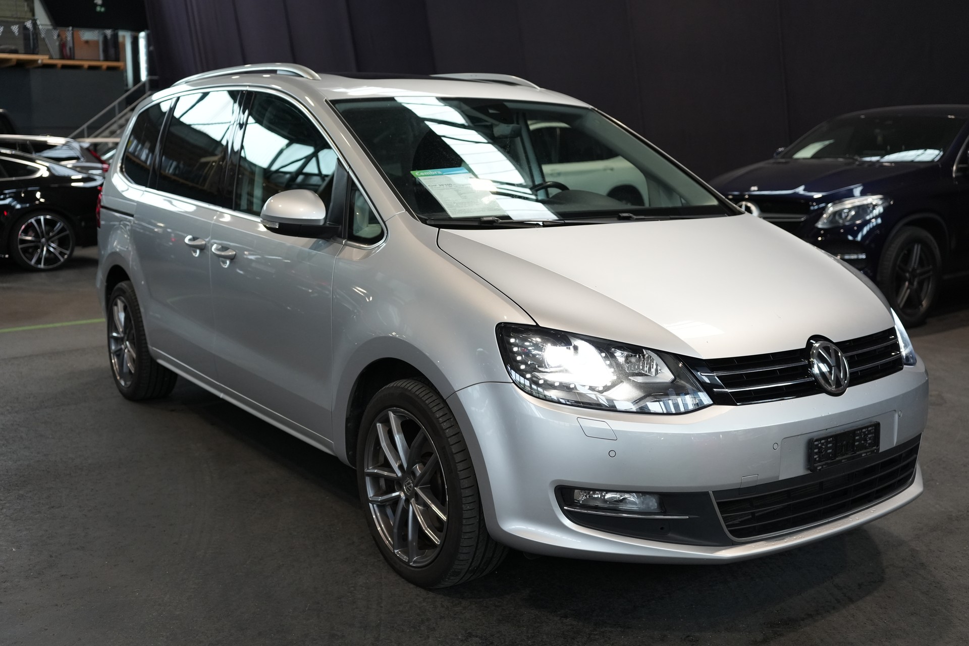 VW Sharan 2.0 TDI BMT Comfortline 4Motion DSG-image-4